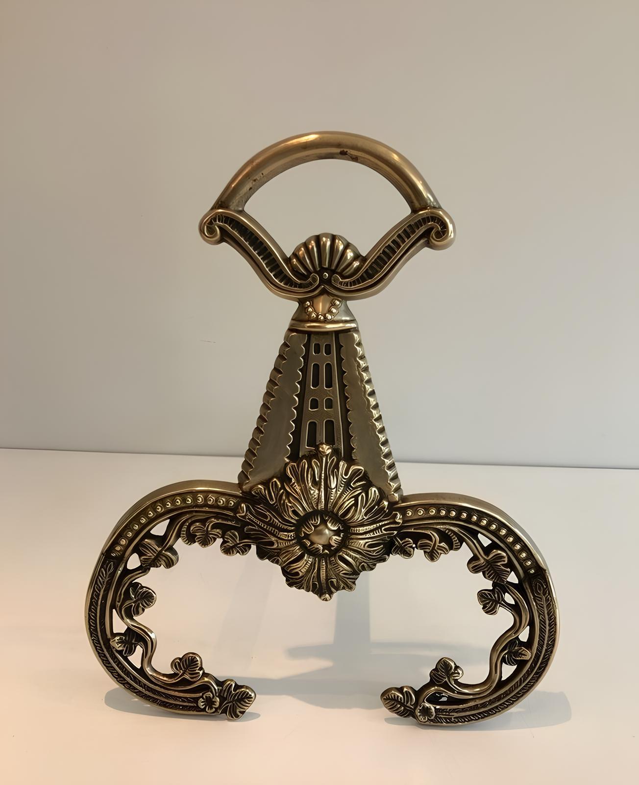 Pair of Neoclassical Style Bronze Andirons In Good Condition For Sale In Marcq-en-Barœul, Hauts-de-France