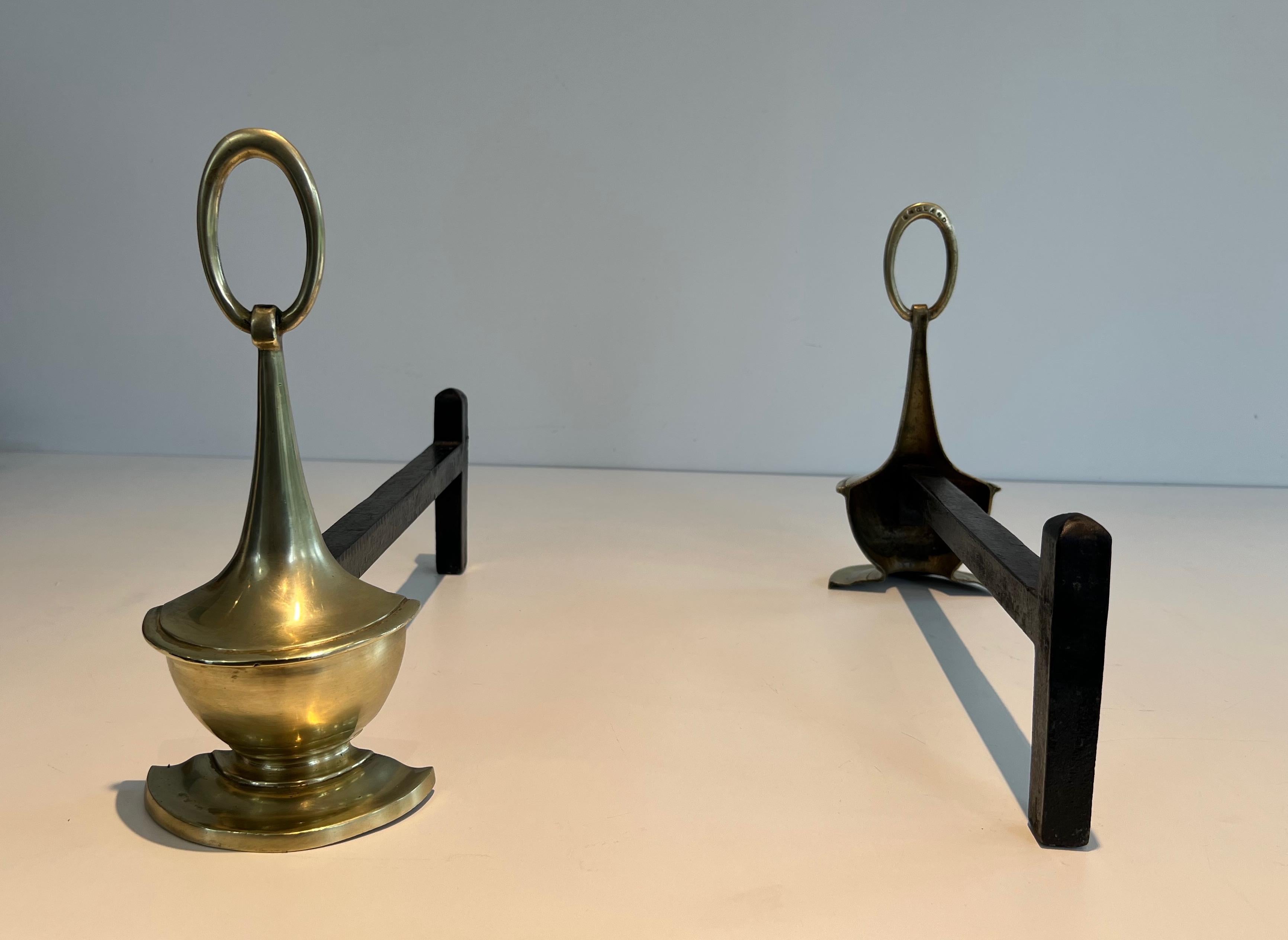 Paar Bronze-Andirons im neoklassischen Stil (Messing) im Angebot