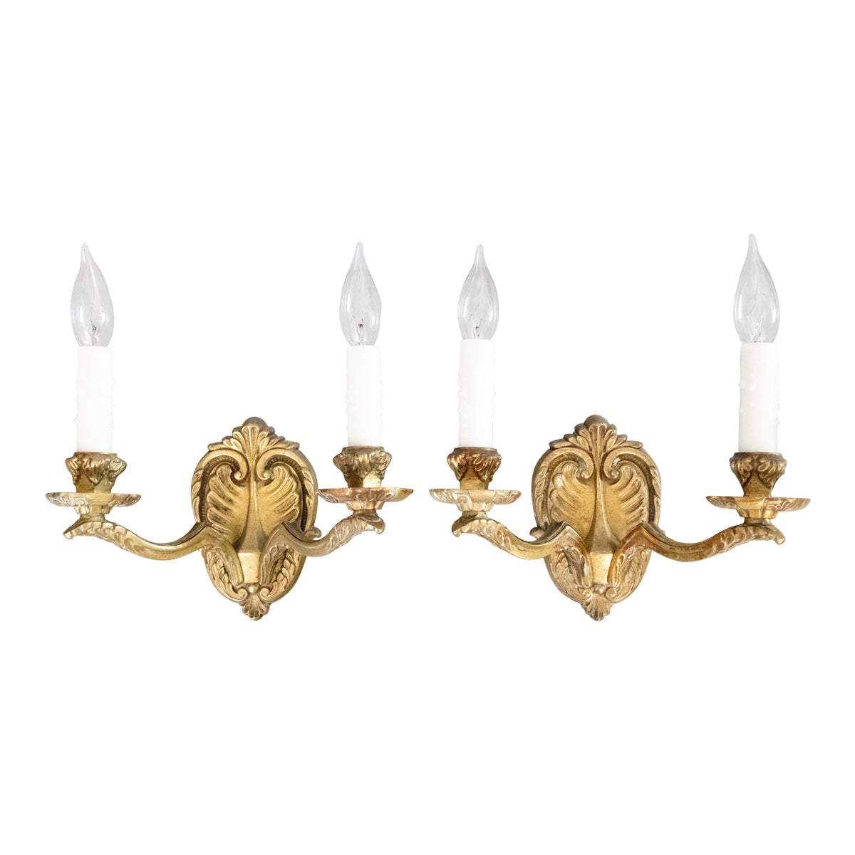 Coppia di lampade in bronzo dorato francese in stile neoclassico, circa 1900