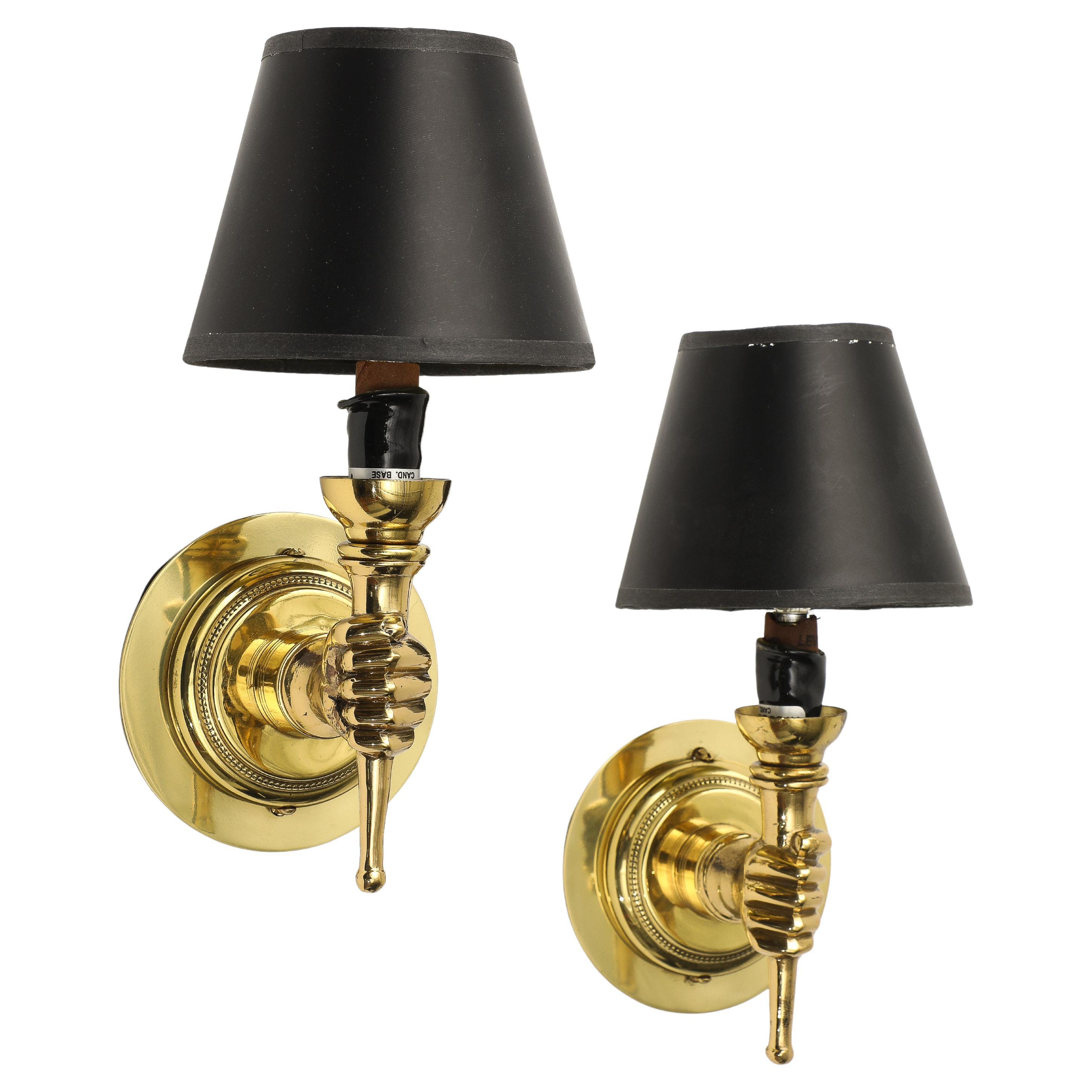 Coppia di lampade a mano in bronzo dorato in stile neoclassico di Andre Arbus, Francia, anni '50