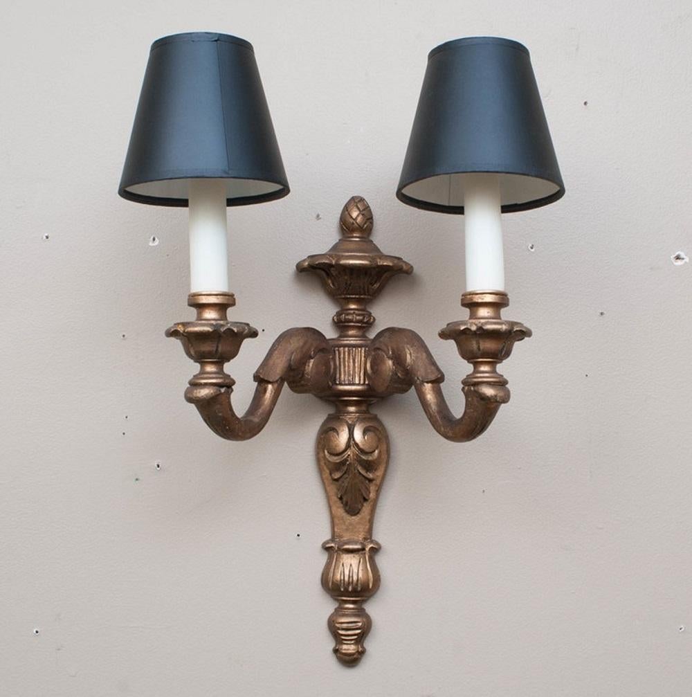 Pair of Neoclassical Style Giltwood Sconces In Good Condition For Sale In Alexandria, VA