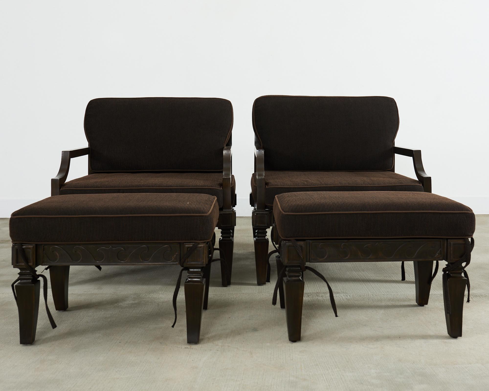 Américain Paire de chaises de jardin et d'ottomans de style néoclassique en fer en vente
