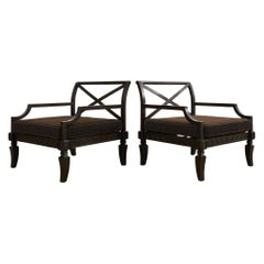 Paire de chaises de jardin et d'ottomans de style néoclassique en fer