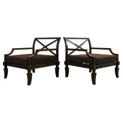 Paire de chaises de jardin et d'ottomans de style néoclassique en fer