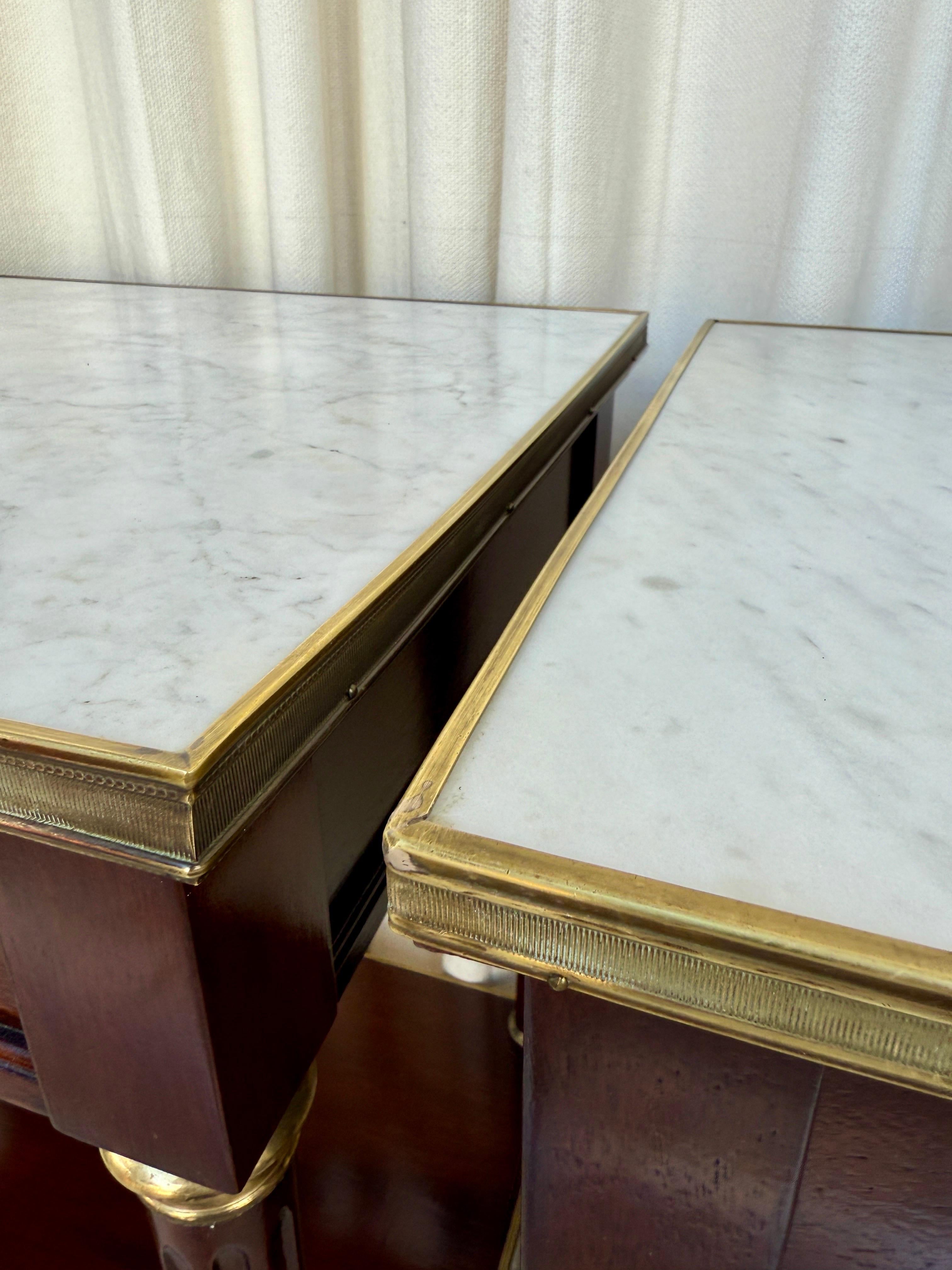 Pair of Neoclassical Style Marble-top Night Tables by Jansen In Good Condition For Sale In North Miami, FL