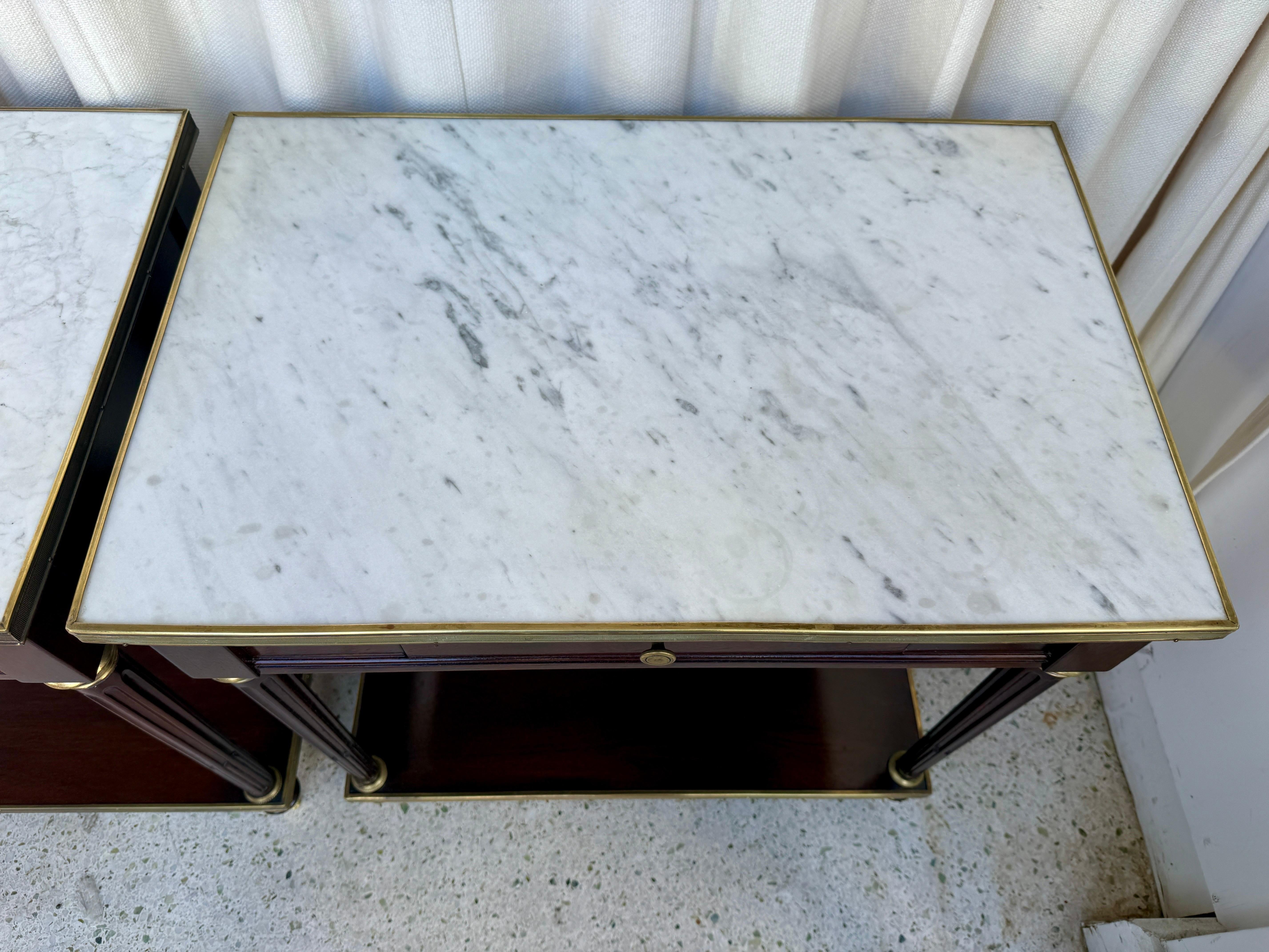 Mid-20th Century Pair of Neoclassical Style Marble-top Night Tables by Jansen For Sale