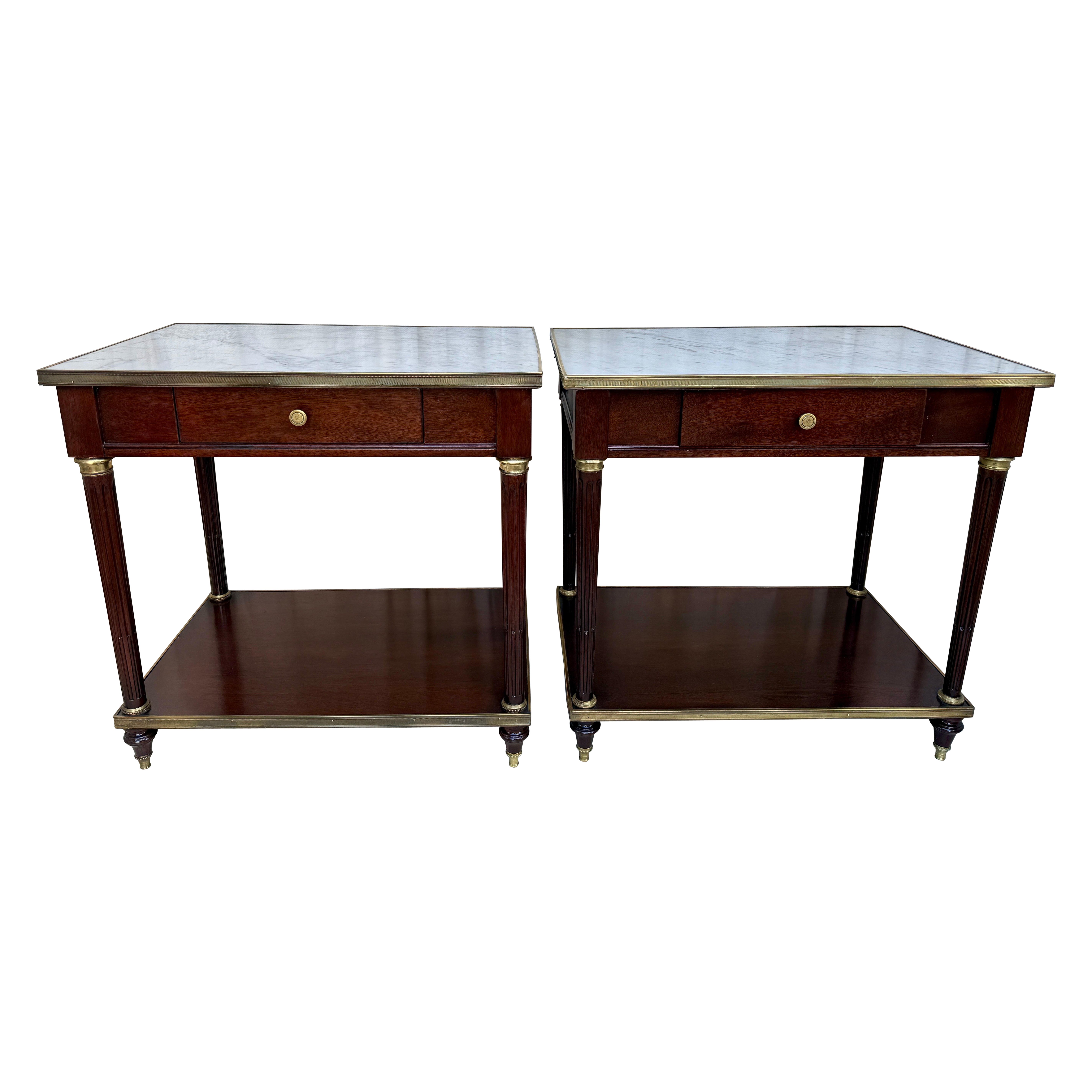 Coppia di comodini in stile neoclassico con piano in marmo di Jansen