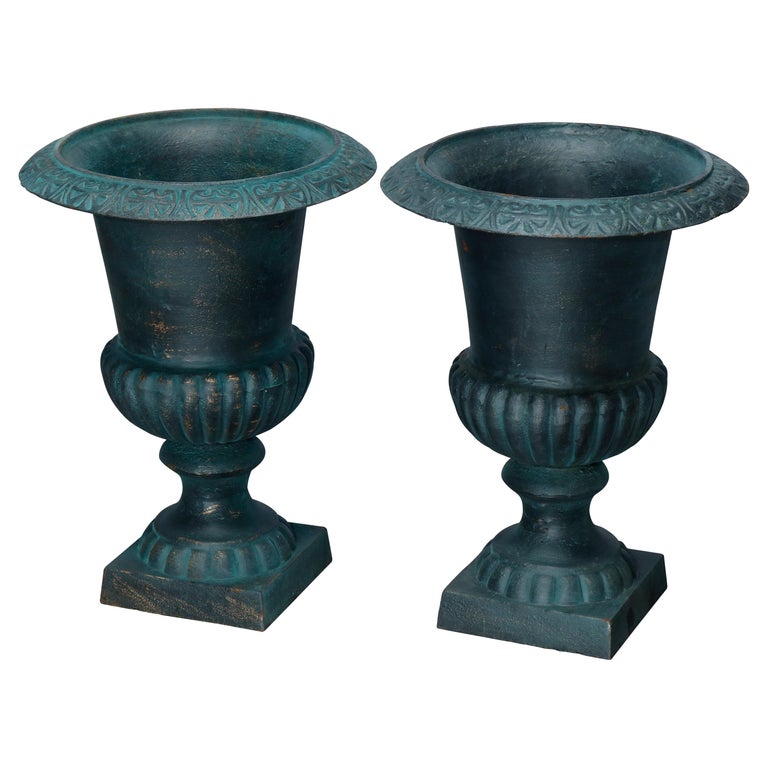 Pair of Neoclassical Style Melon Ribbed Cast Iron Garden Urns, 20th C For Sale