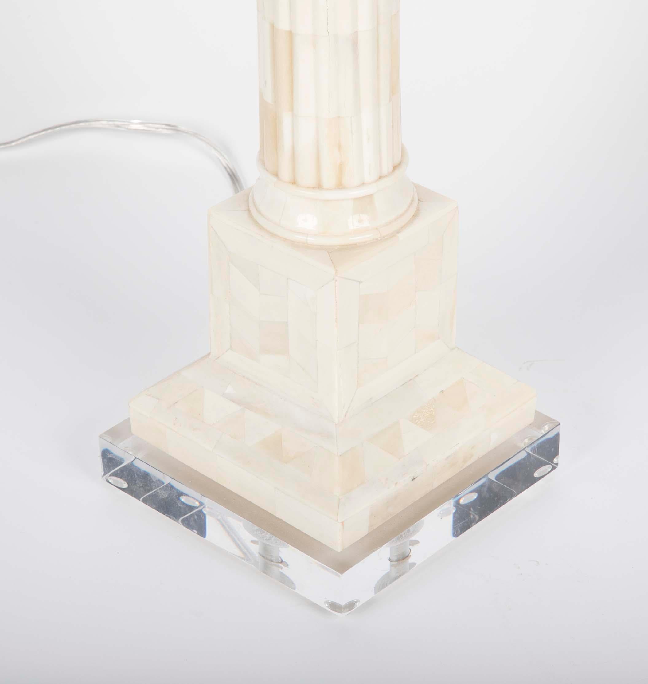 Pair of Neoclassical Style Mid Century Table Lamps on Lucite Bases For Sale 2