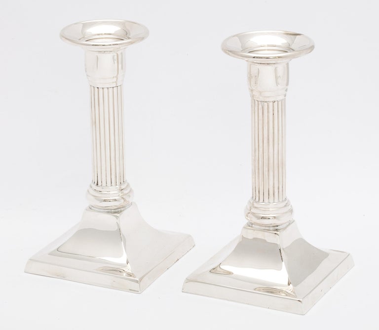 Pair of Neoclassical-Style Sterling Silver Column-Form Candlesticks In Good Condition In New York, NY