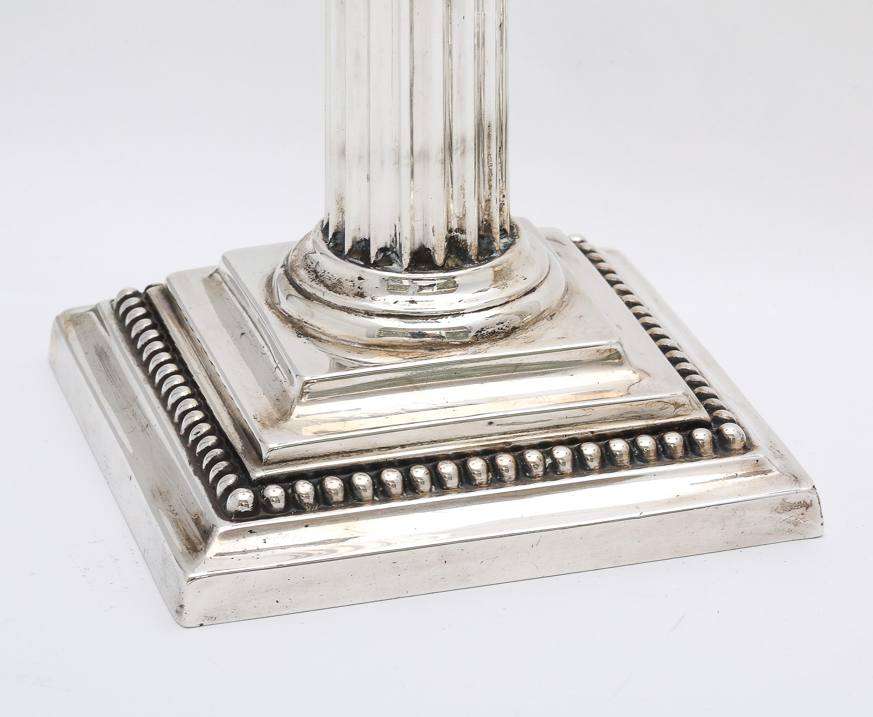 Pair of Neoclassical-Style Sterling Silver Corinthian Column Candlesticks For Sale 1
