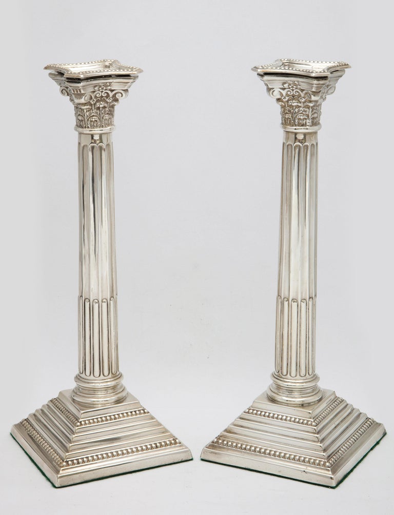 Pair of Neoclassical-Style Sterling Silver Corinthian Column-Form Candlesticks In Good Condition In New York, NY
