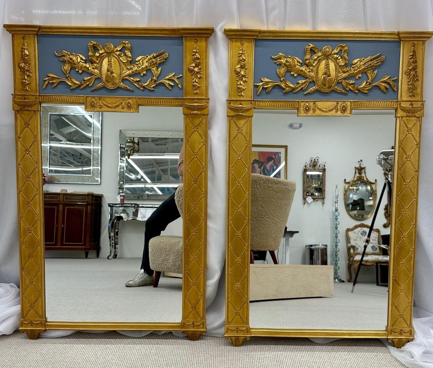 Pair of Neoclassical Style Wall, Console Mirrors, Painted and Partial-Gilt In Good Condition In Stamford, CT