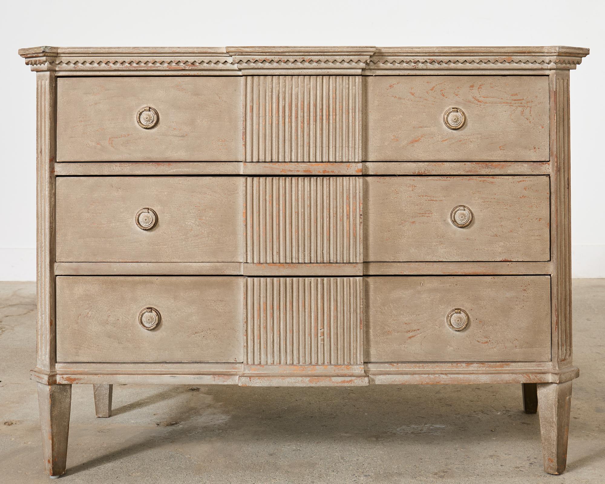 Pair of Neoclassical Swedish Gustavian Style Cerused Commodes  In Good Condition In Rio Vista, CA