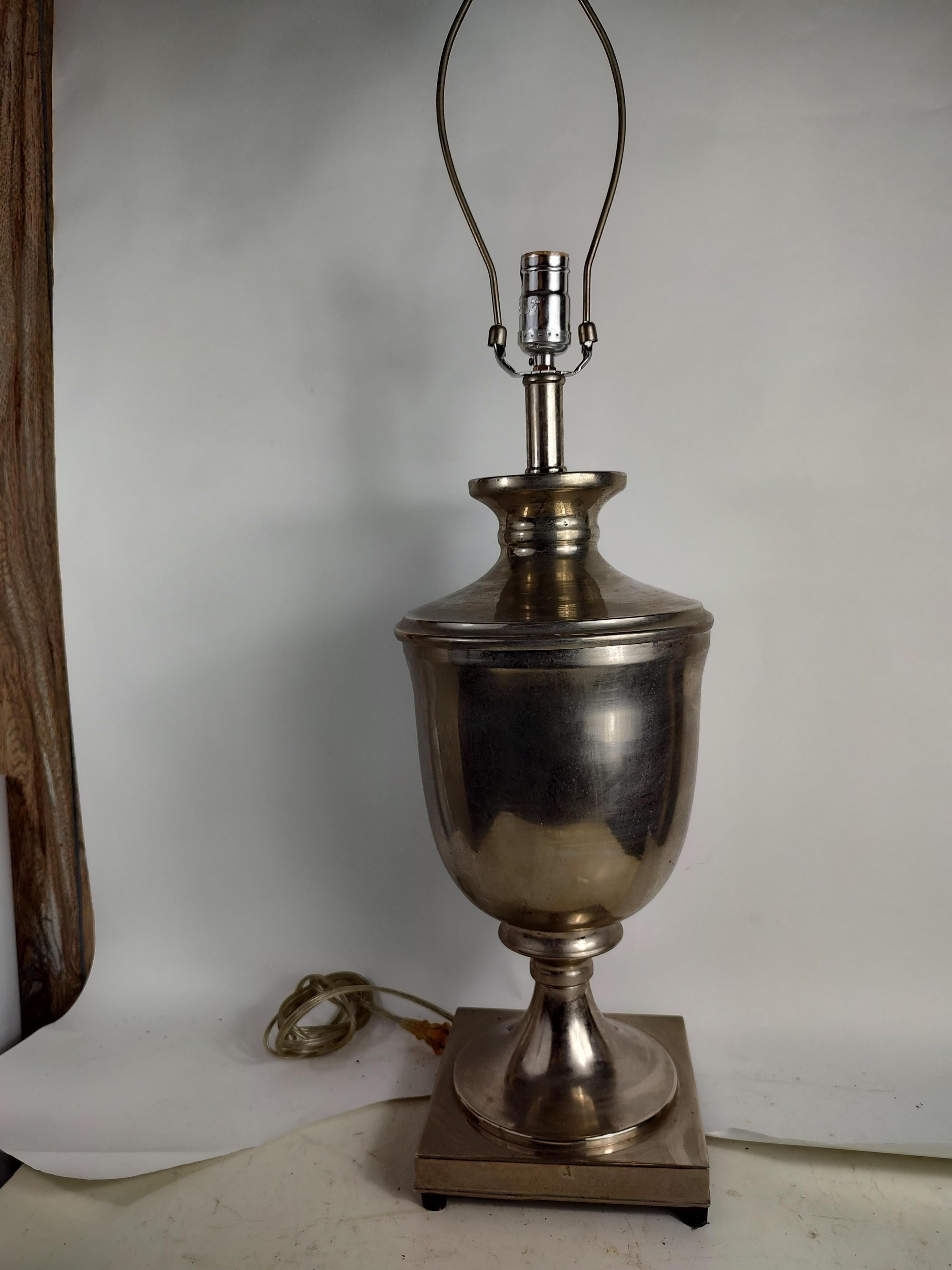 Pair of Neoclassical Urn Form Stainless Table Lamps In Good Condition For Sale In Port Jervis, NY