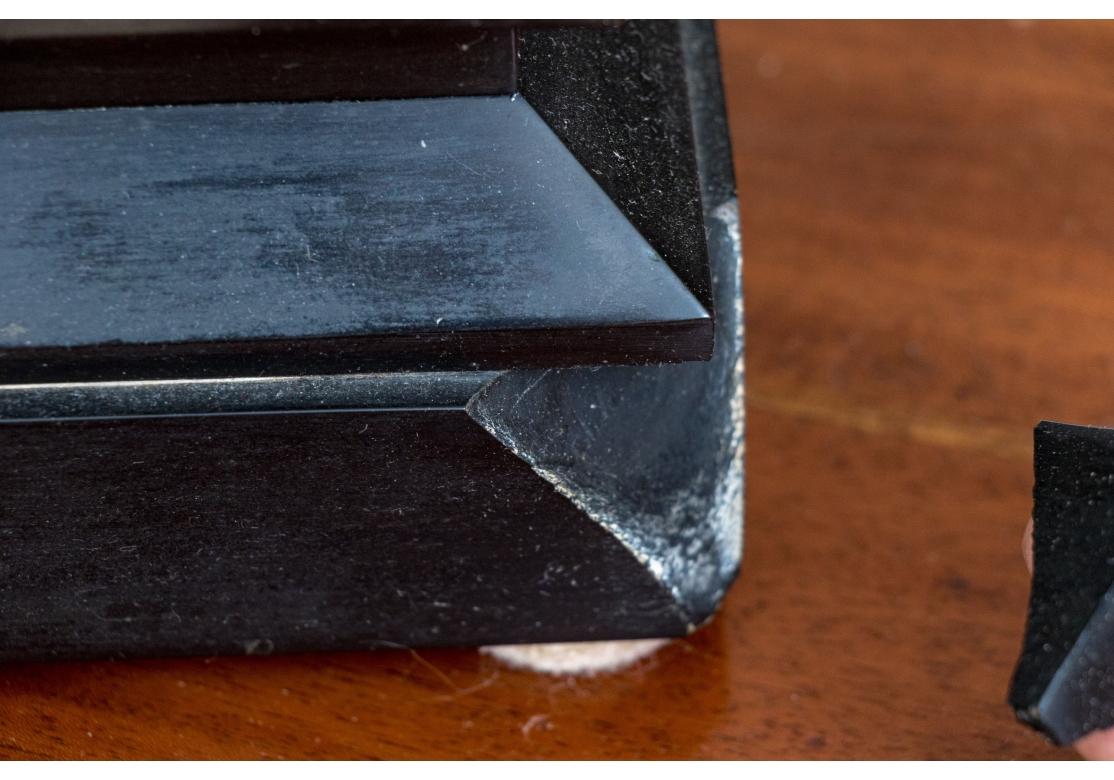 Paire de lampes de table néoclassiques en forme d'urne pour restauration en vente 9