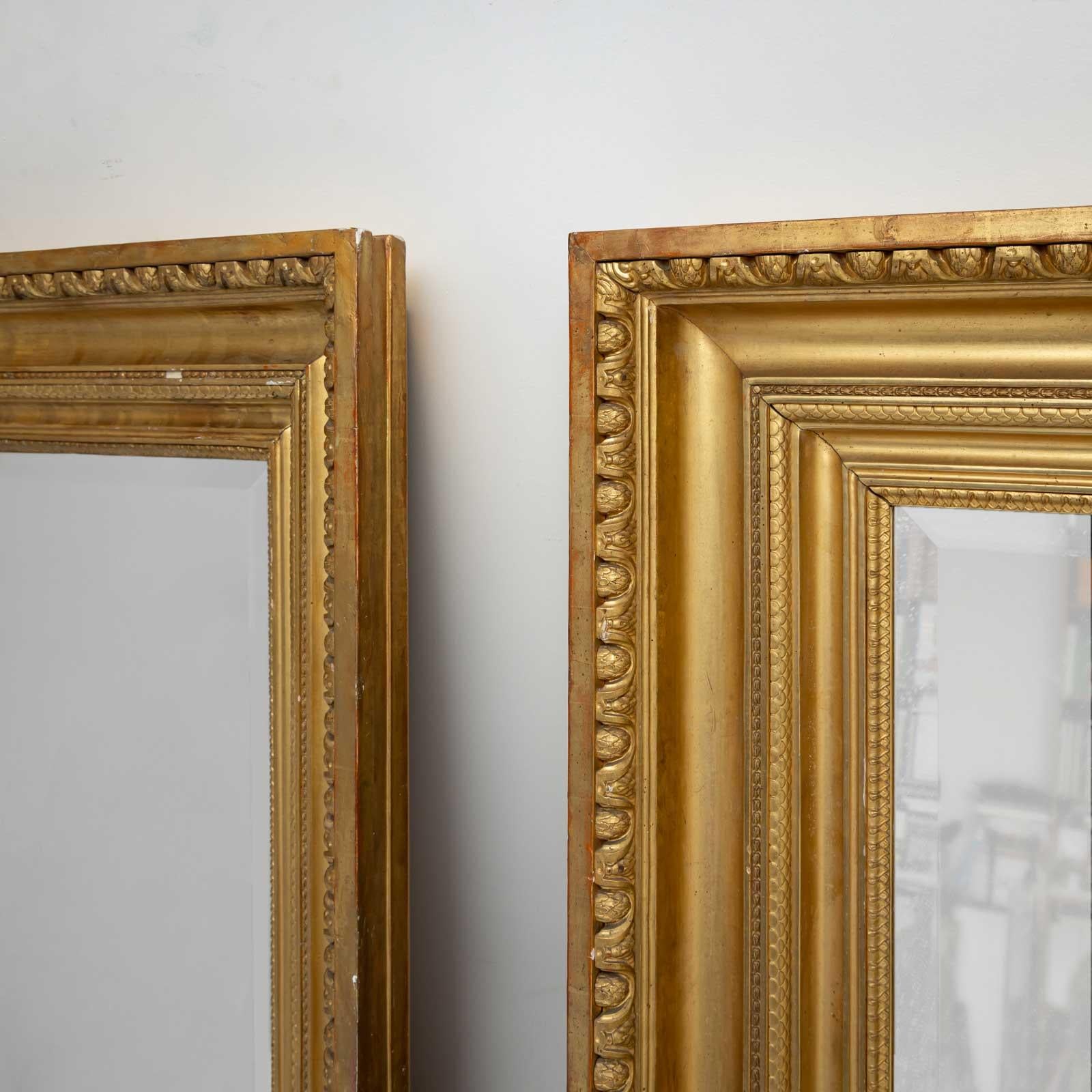 Paire de miroirs muraux néoclassiques, début du 19e siècle Bon état - En vente à New York, NY