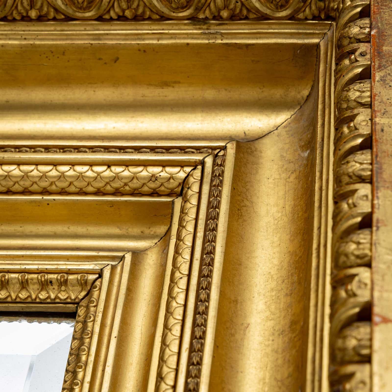 Paire de miroirs muraux néoclassiques, début du 19e siècle en vente 3