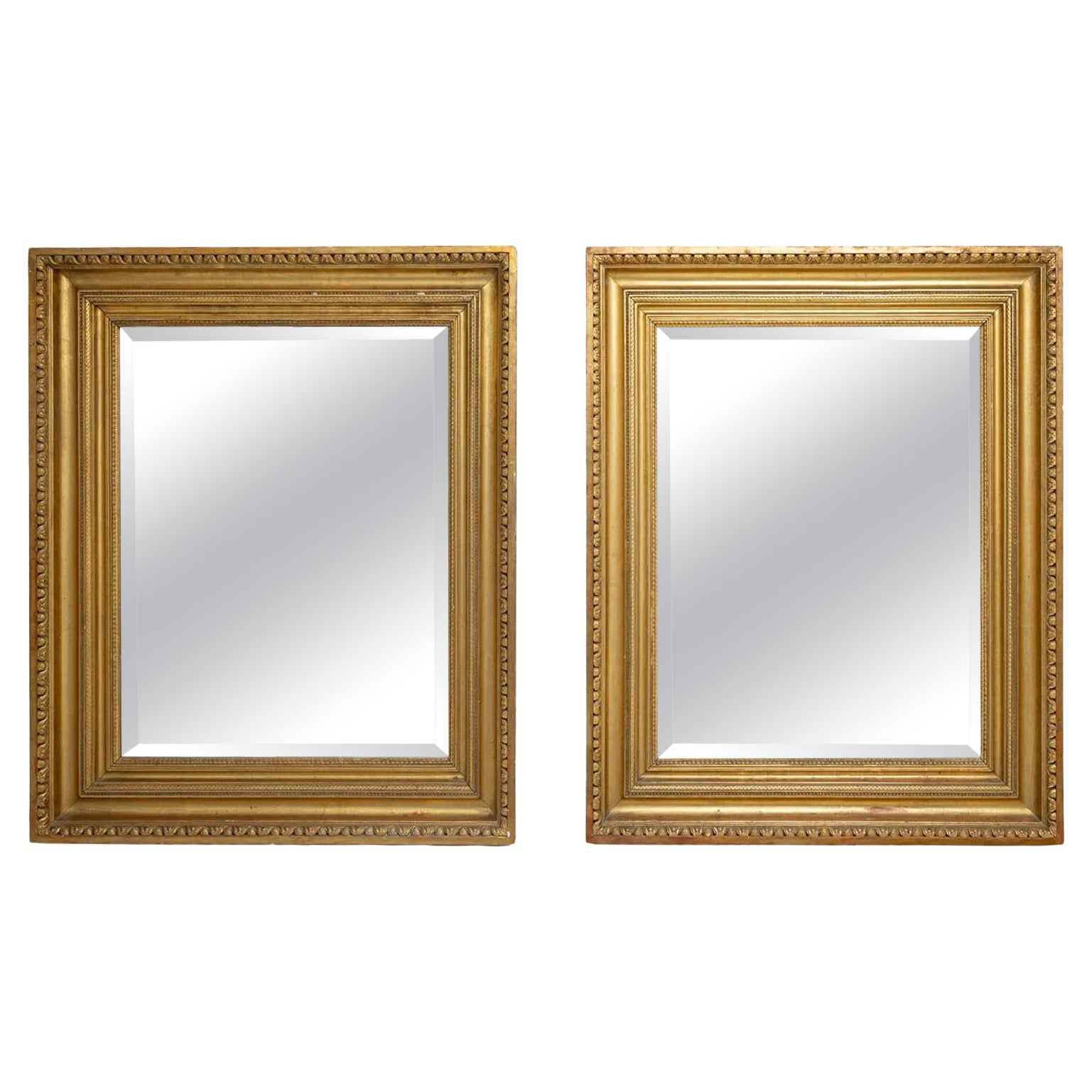 Pair of neoclassical Wall Mirrors, early 19th Century