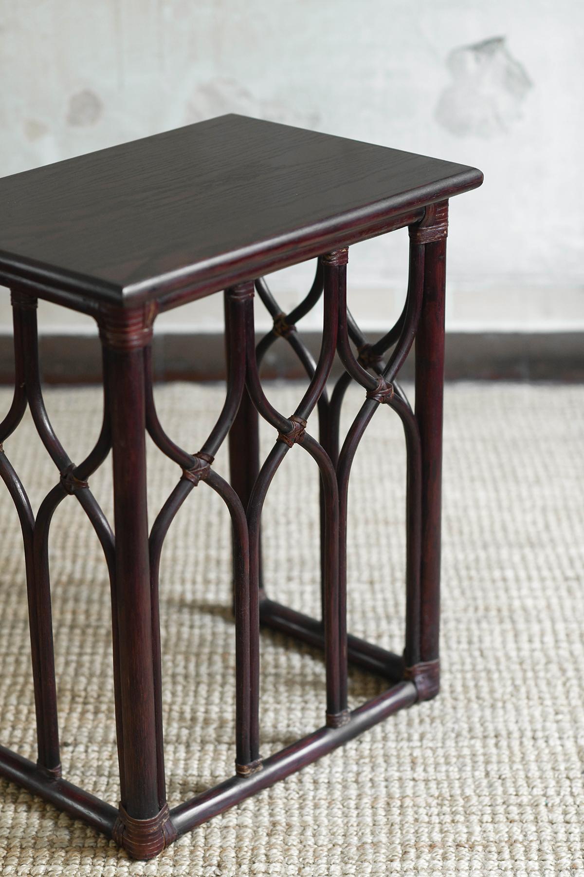 Wood Pair of nesting side tables in bent bamboo – Lyda Levi for Mcguire San Francisco For Sale