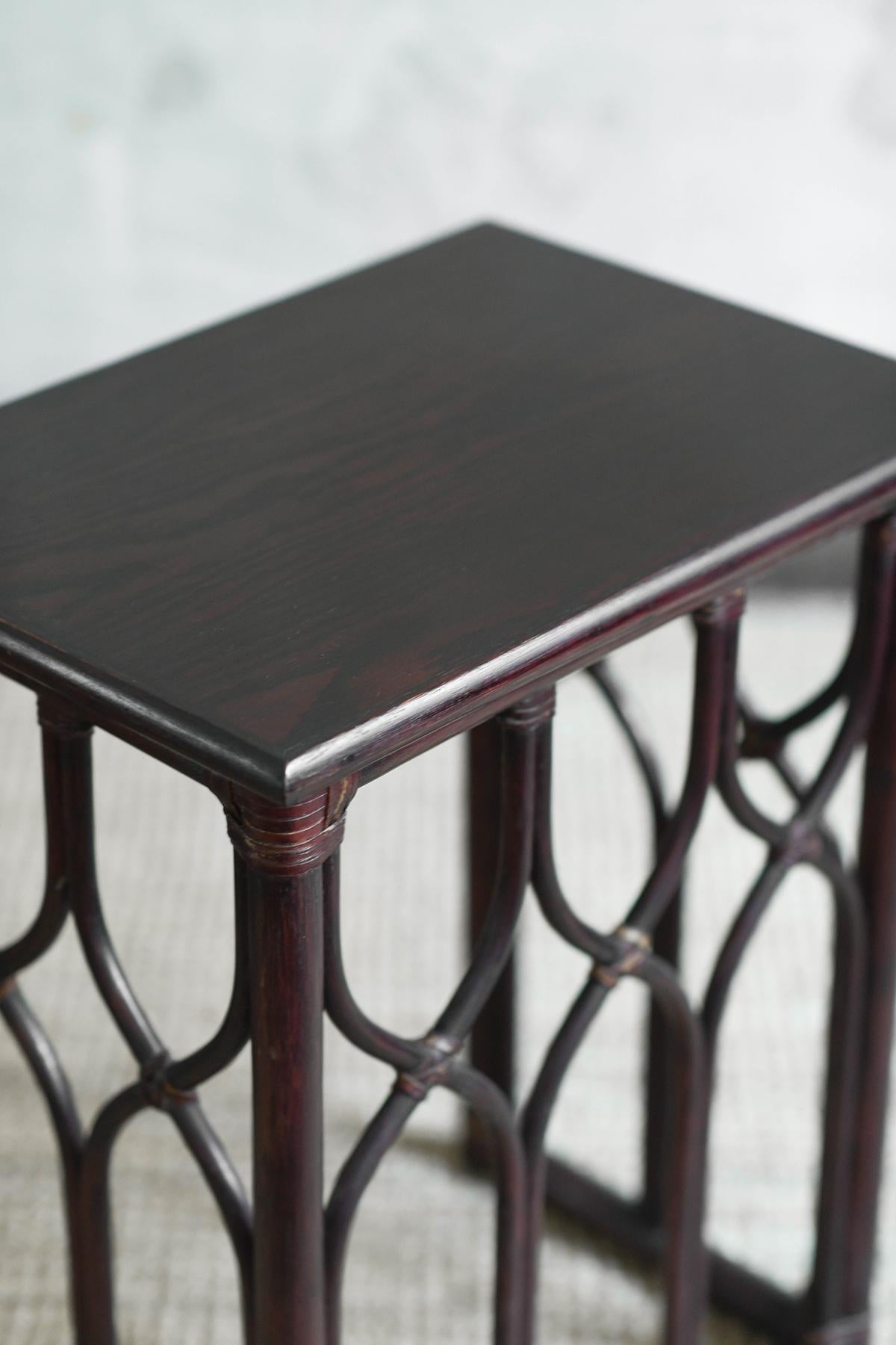 Pair of nesting side tables in bent bamboo – Lyda Levi for Mcguire San Francisco For Sale 1