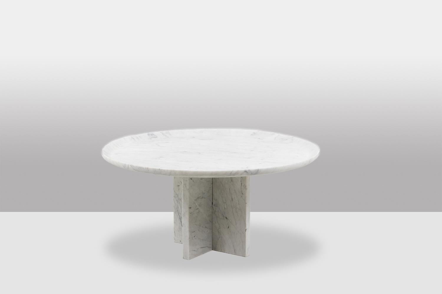 Pair of circular nesting tables in white Carrara marble. Small-scale Italian handcraft.

Dimensions:

First table: H 40 x D 83 cm

Second table: H 45 x D 83 cm

Reference: LS64411609M