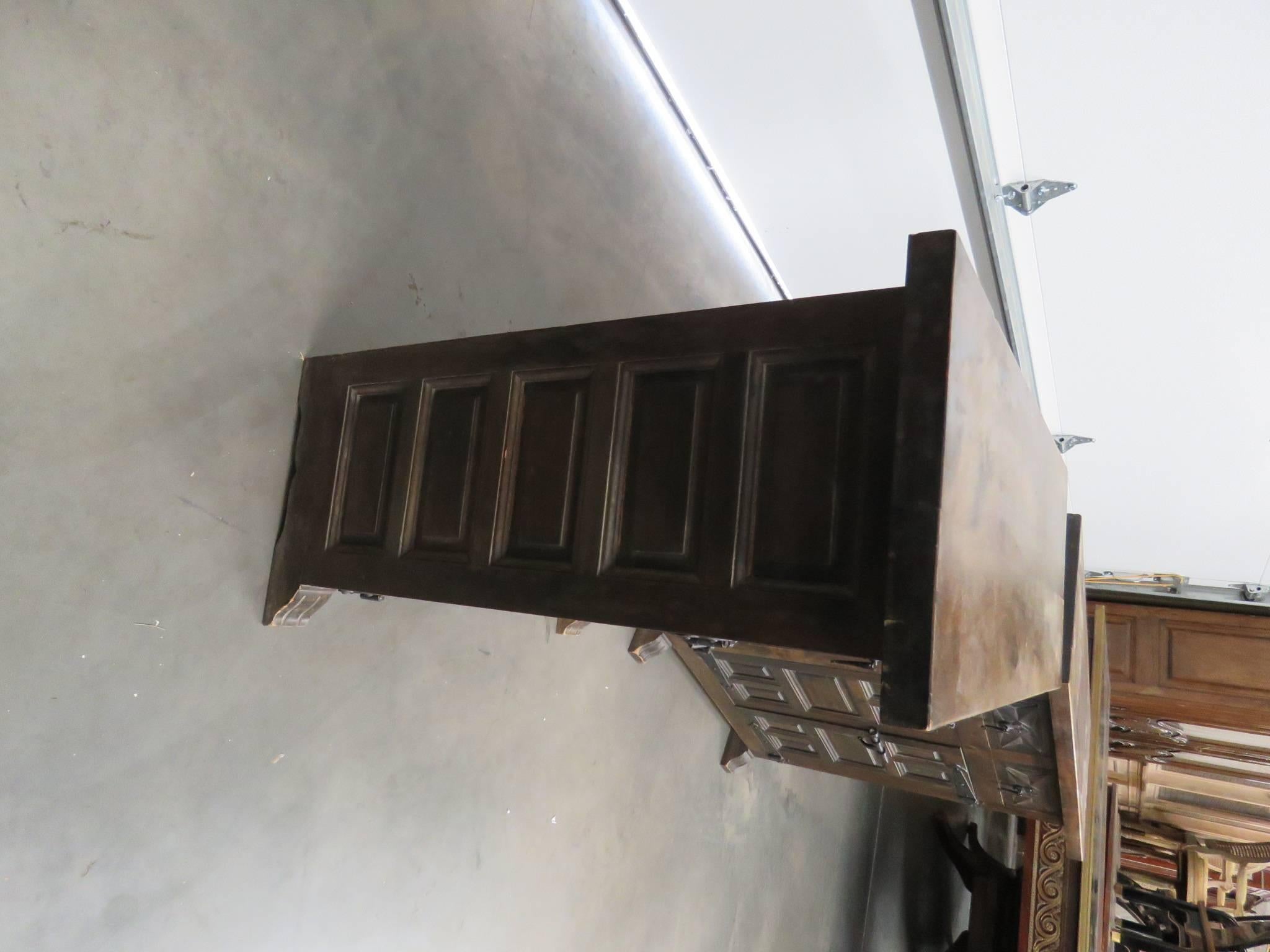 Pair of Nettle Creek End Tables 2