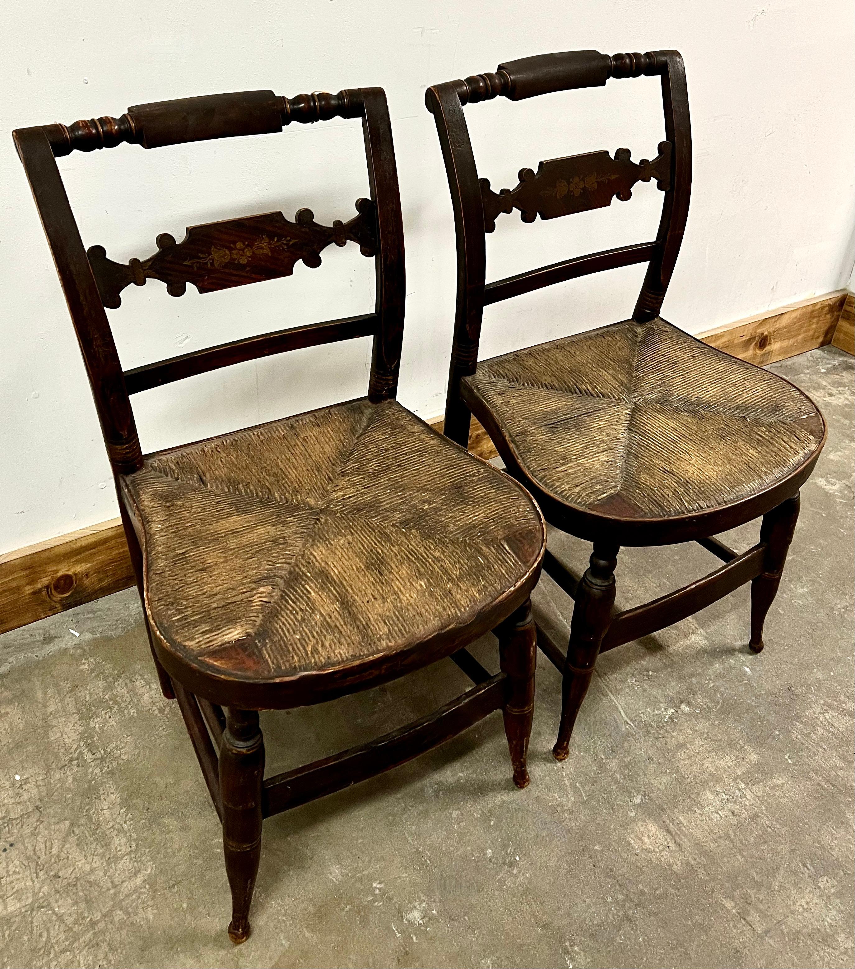 American Classical Pair of New England Hitchcock Style Chairs with Woven Rush Seats For Sale
