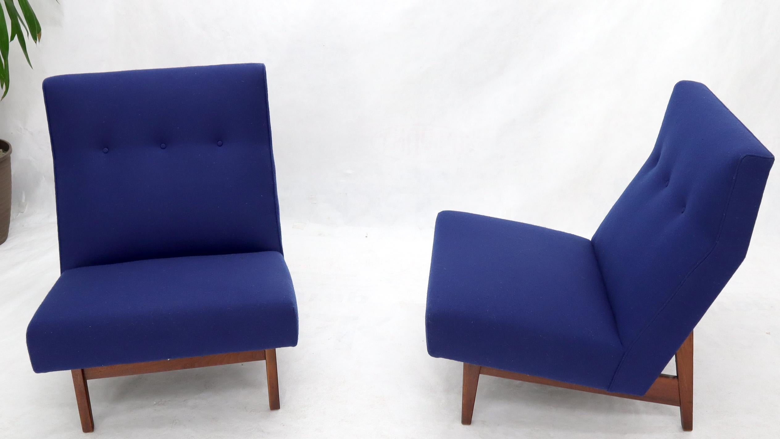 Mid-Century Modern Pair of New Navy Blue Wool Upholstery Lounge Slipper Chairs For Sale