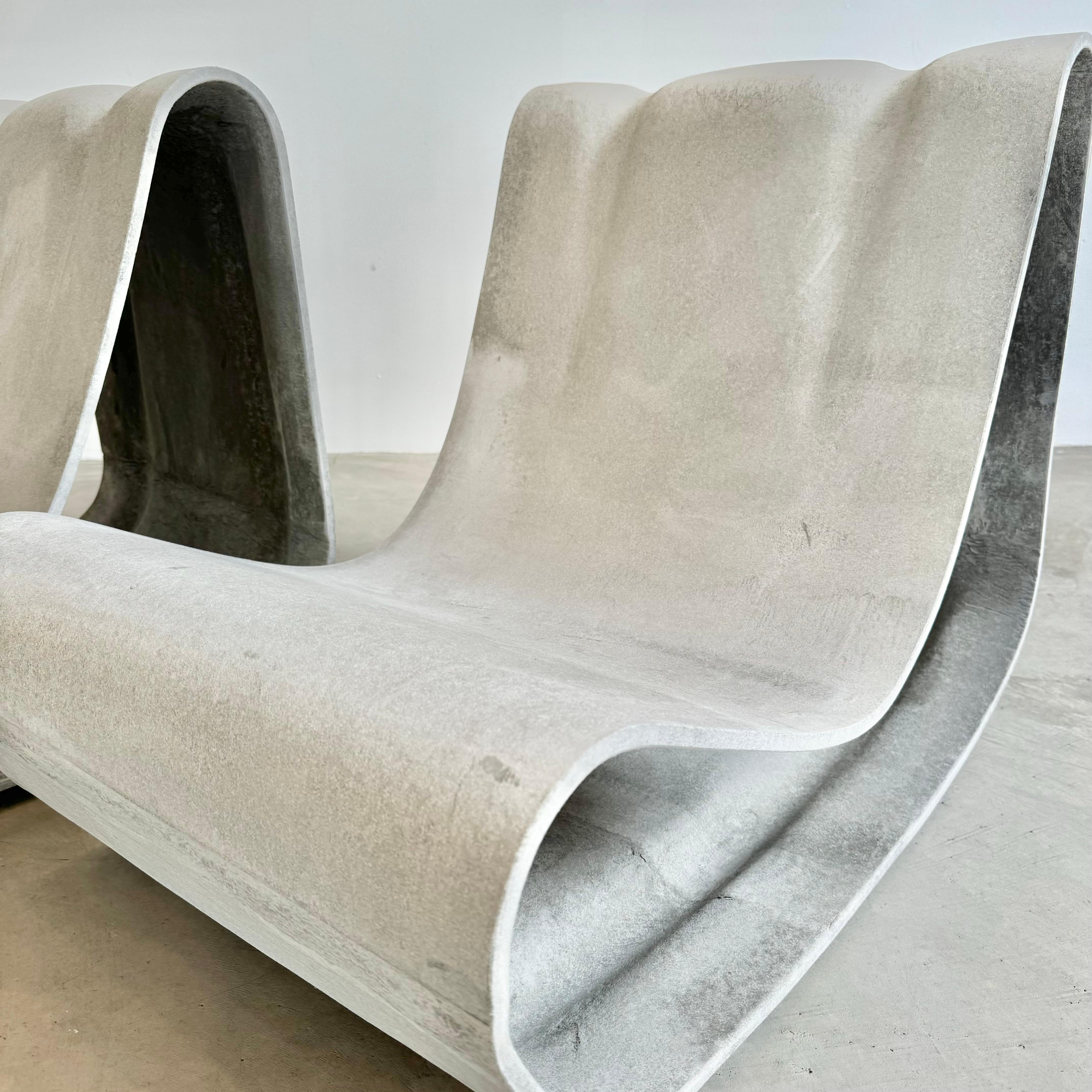 XXI secolo e contemporaneo Coppia di sedie Looping Willy Guhl di nuova produzione, Svizzera in vendita
