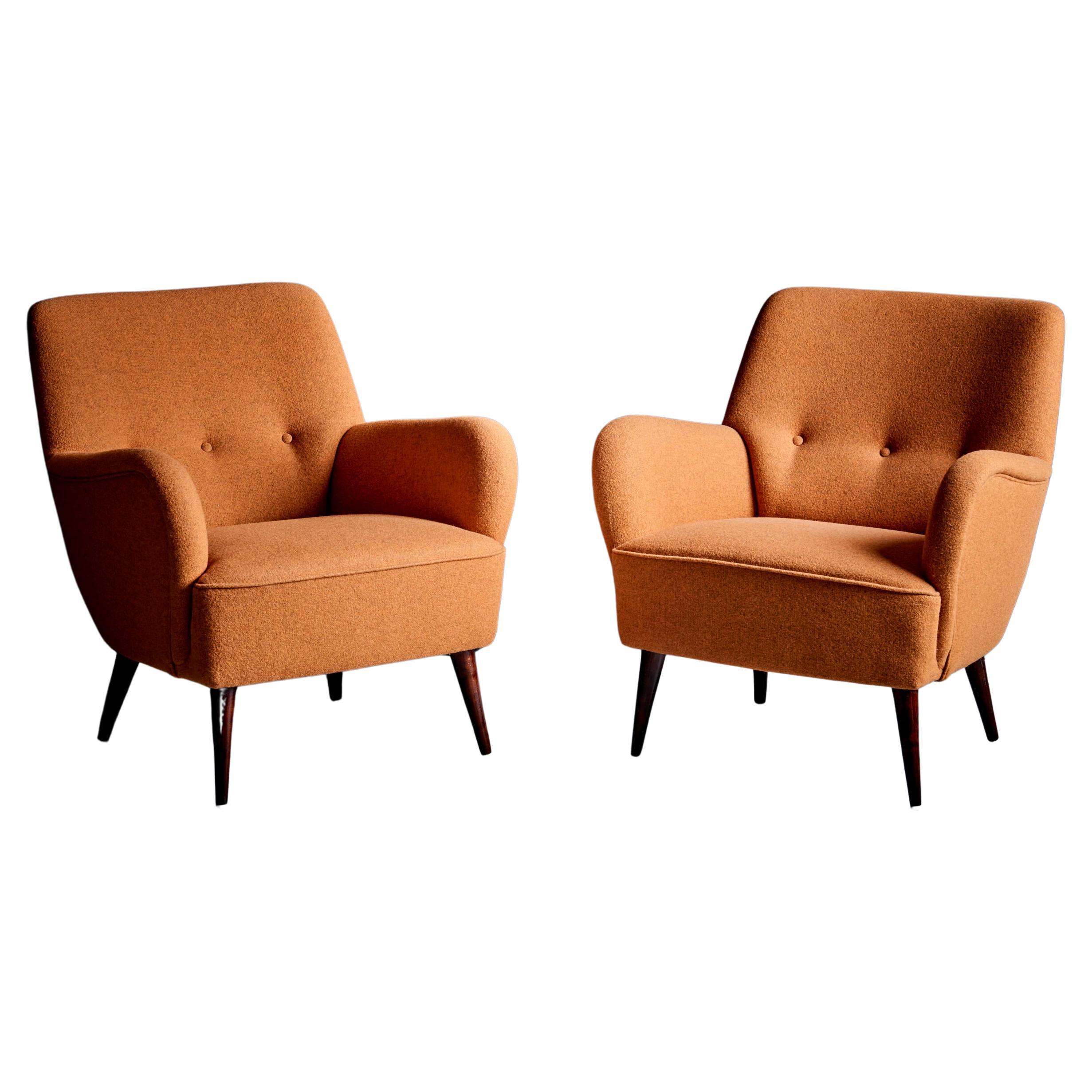 Pair of newly upholstered Lounge Chairs in ochre, 1950s  For Sale