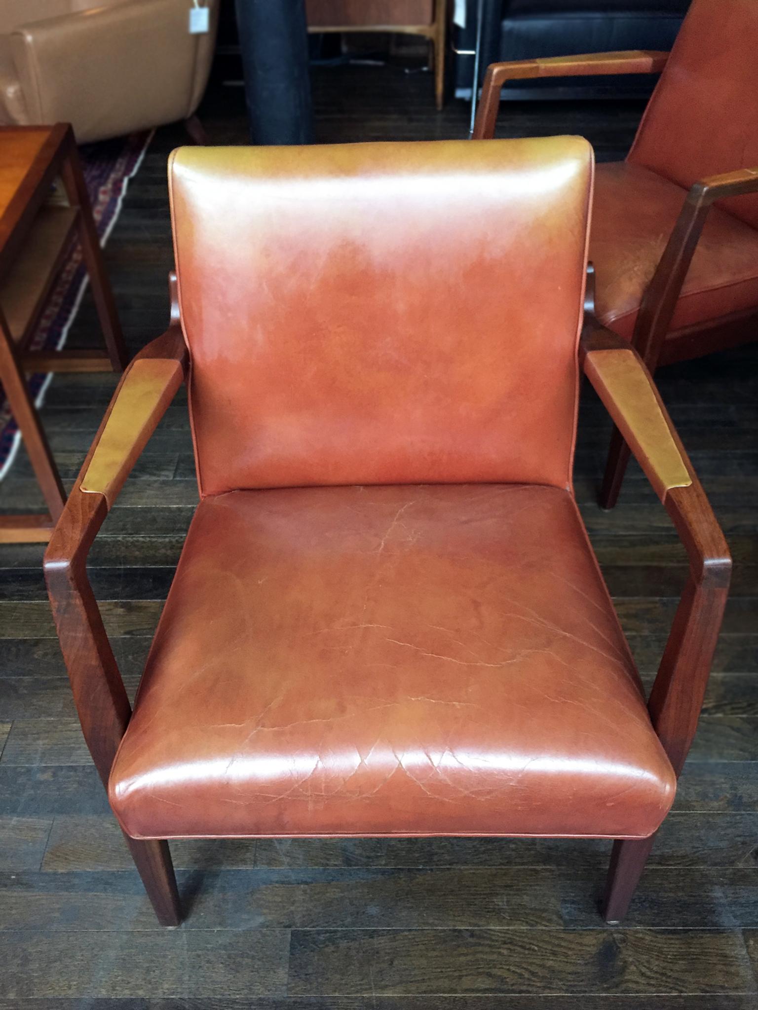 Pair of Newly Restored Midcentury Leather Armchairs in the Style of Jens Risom 4
