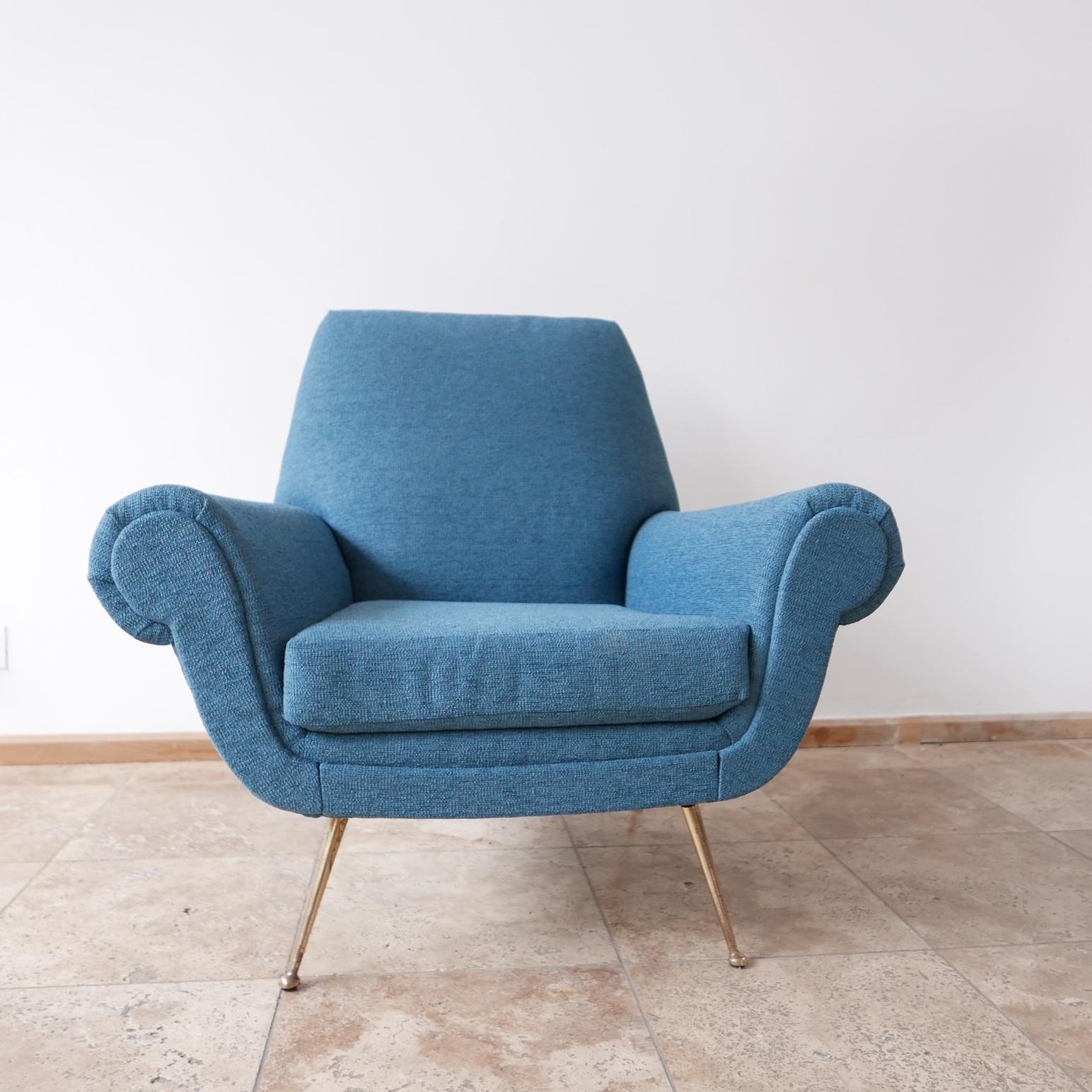 Late 20th Century Pair of Newly Upholstered Italian Mid-Century Armchairs For Sale