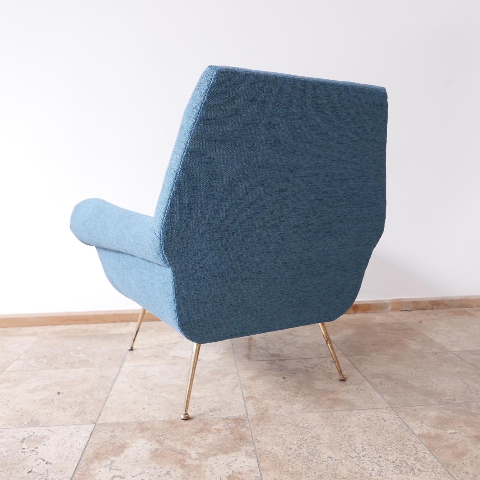 Pair of Newly Upholstered Italian Mid-Century Armchairs For Sale 2