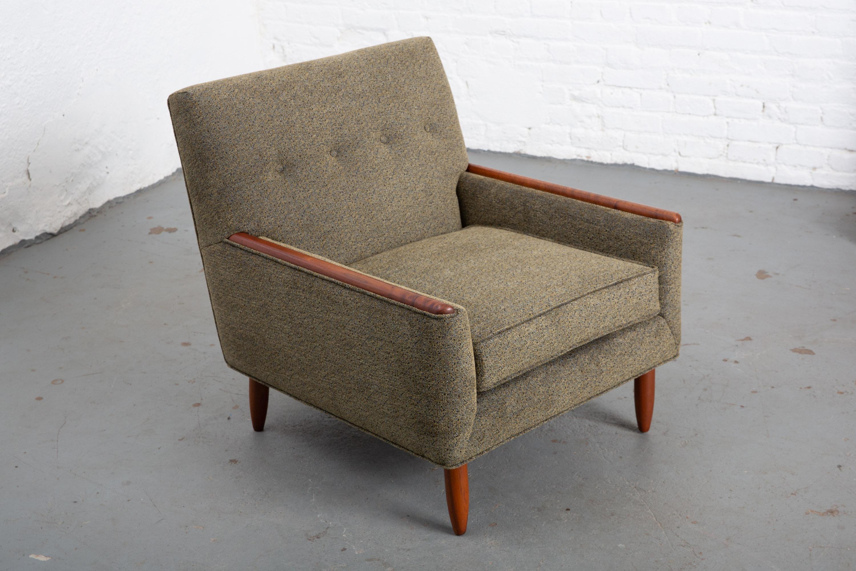 Pair of Newly Upholstered Mid-Century Modern Armchairs 1