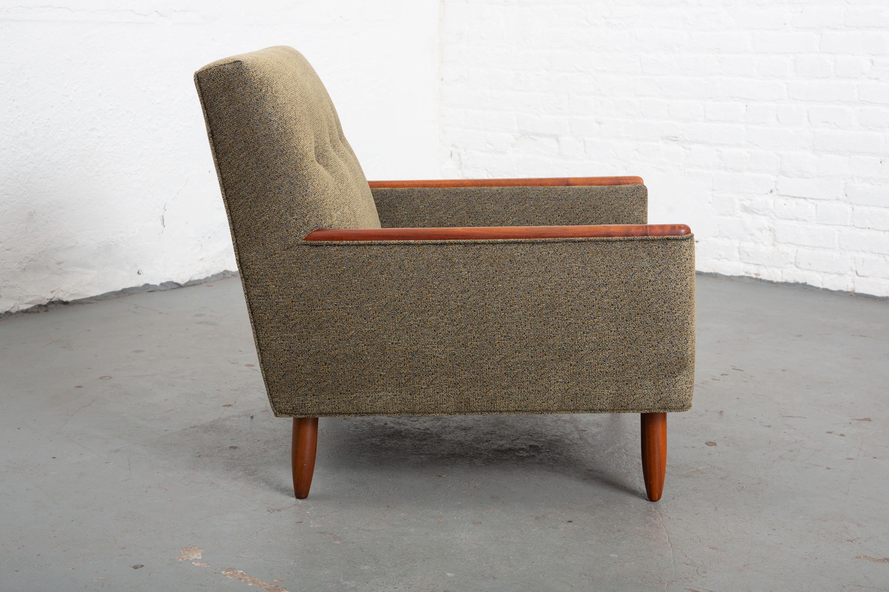 Pair of Newly Upholstered Mid-Century Modern Armchairs 2