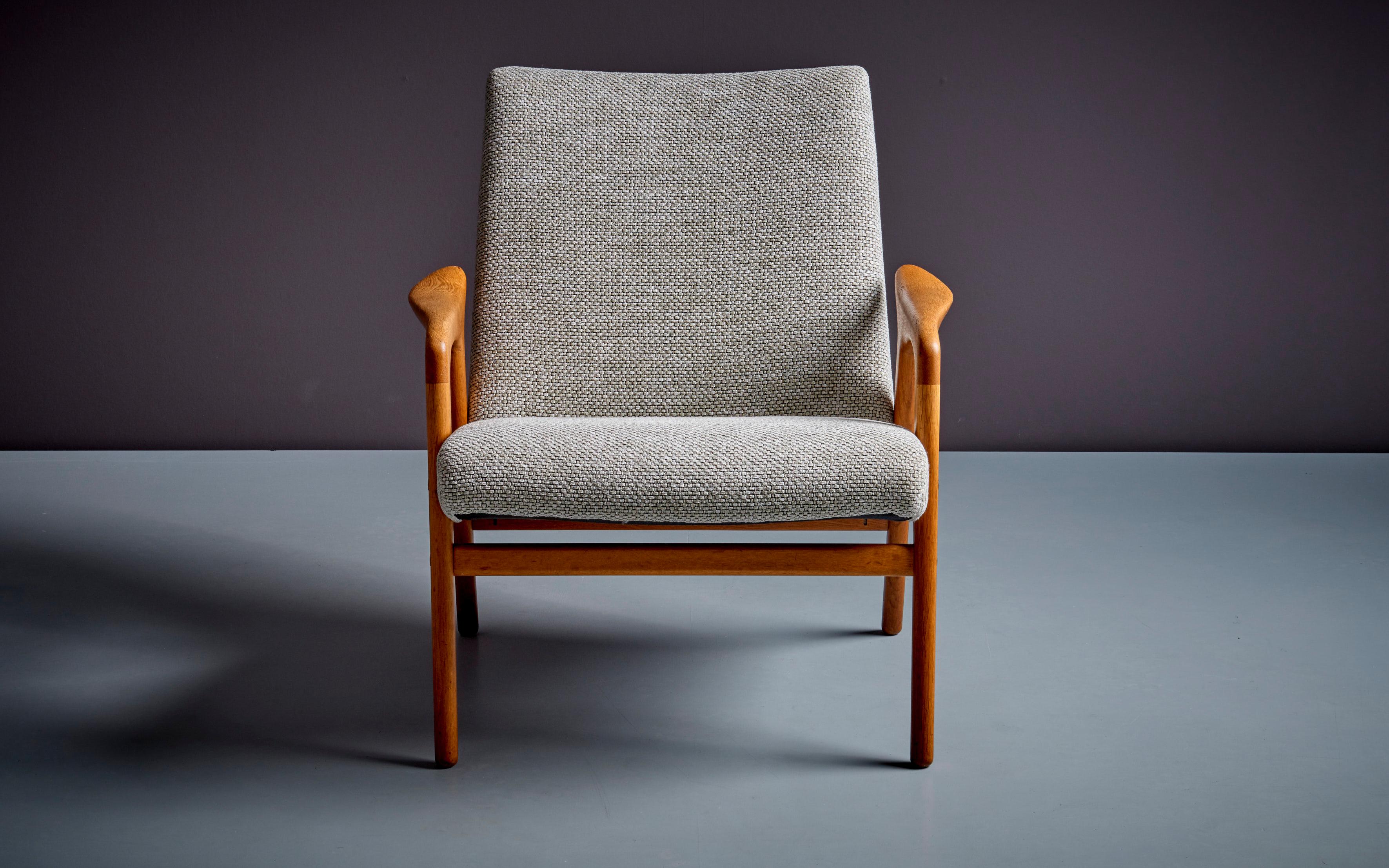 Pair of Newly Upholstered Yngve Ekström 'Lästo' and 'Ruster' Lounge Chairs For Sale 5