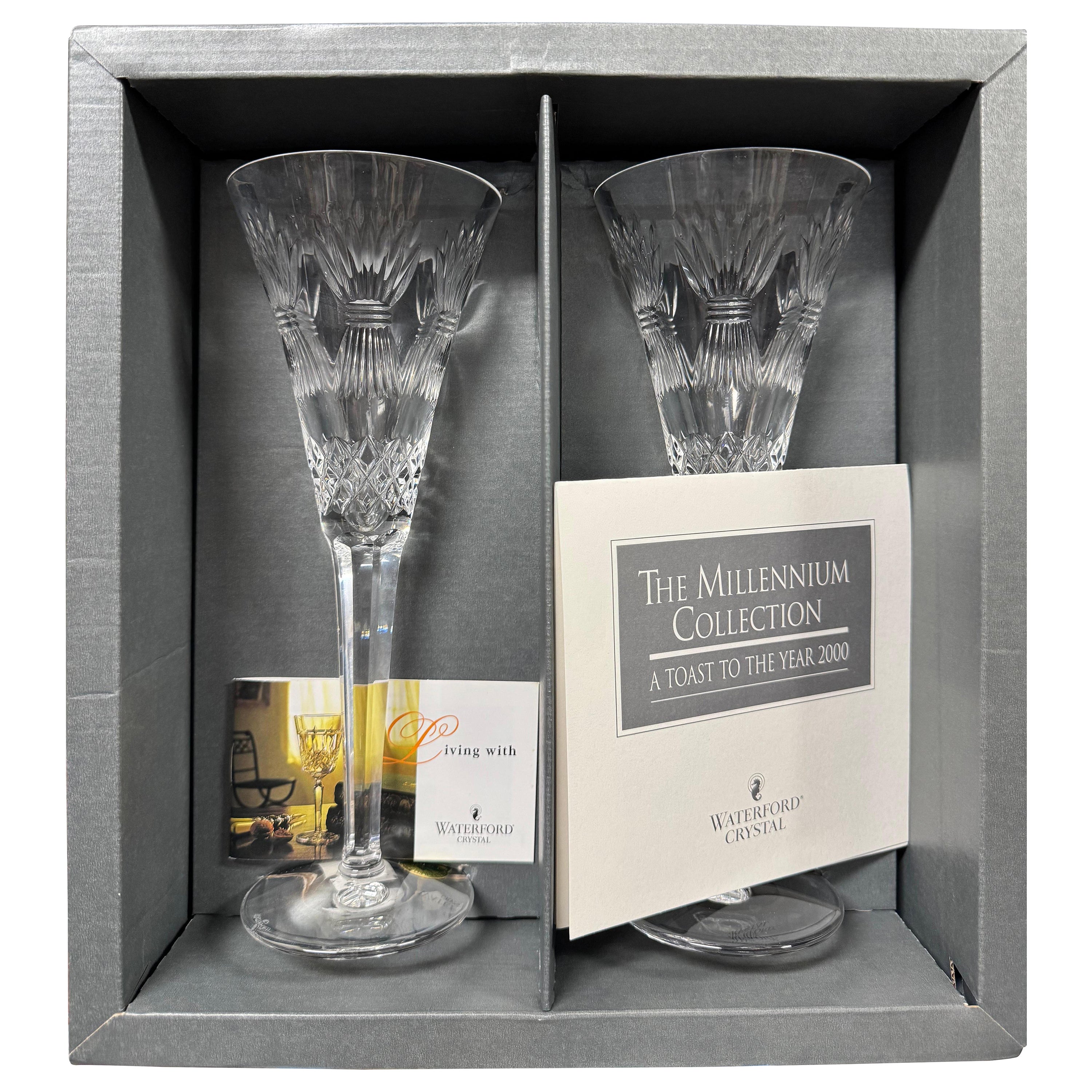 Coppia di cristalli Waterford Crystal The Millennium Collection, NIB, che non sono mai stati venduti. in vendita