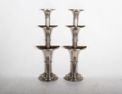 Paire d'appliques murales Art Déco à fleurs en nickel nickelé