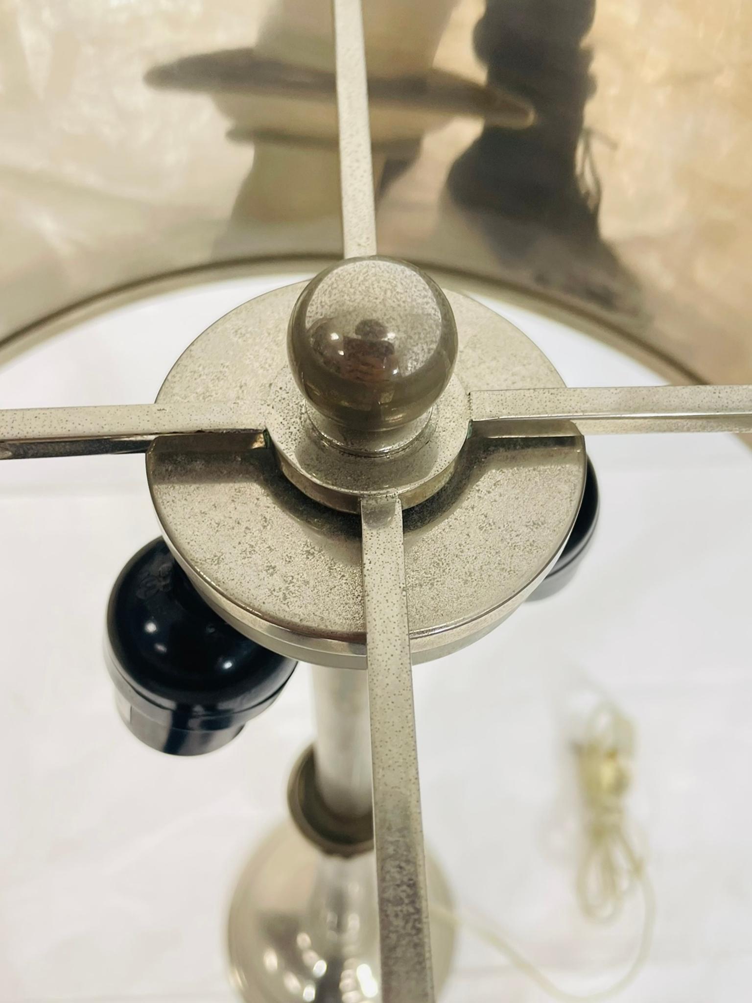 Pair of Nickel-Plated Modern Table Lamps with Matching Metal Shades en venta 4