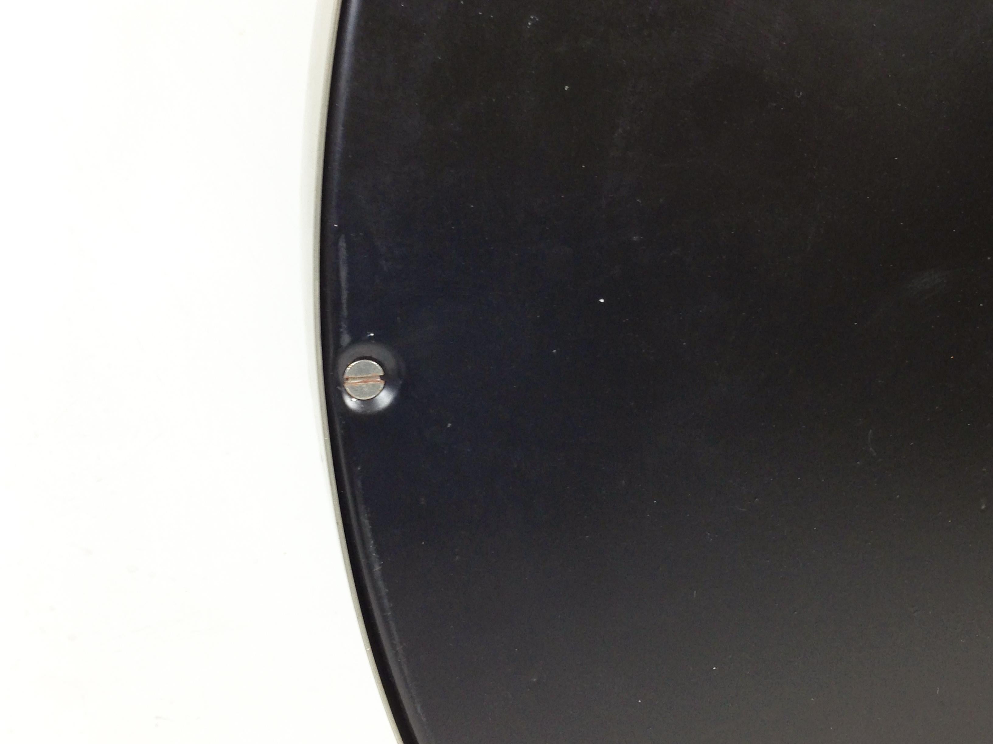Ein Paar kleine Specchio-Spiegel aus vernickeltem und schwarzem Metall von S. Mazza für Artemide im Angebot 1