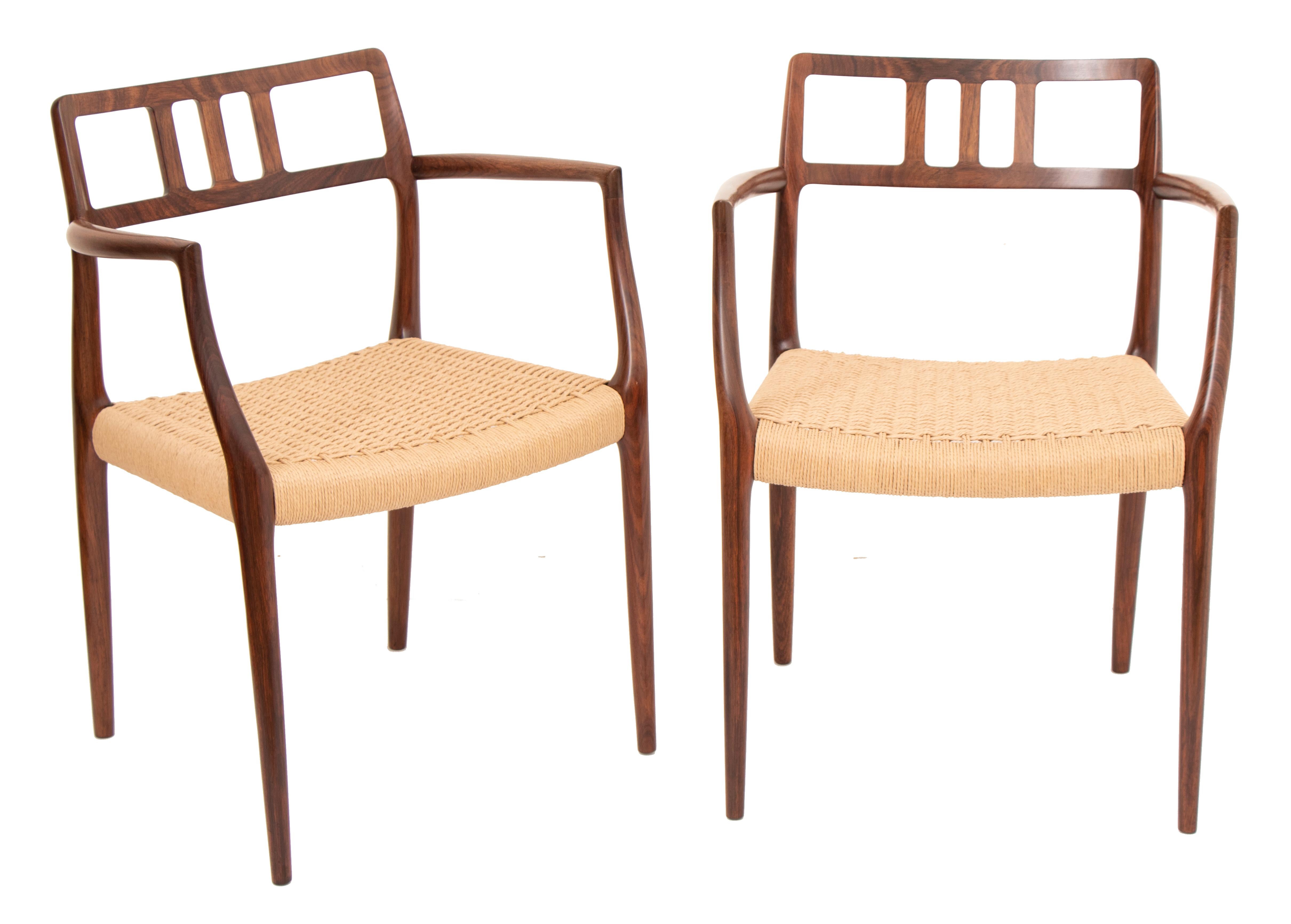 20th Century Pair of Niels Møller for J.L. Møllers Rosewood Carver Dining Chairs Model 64