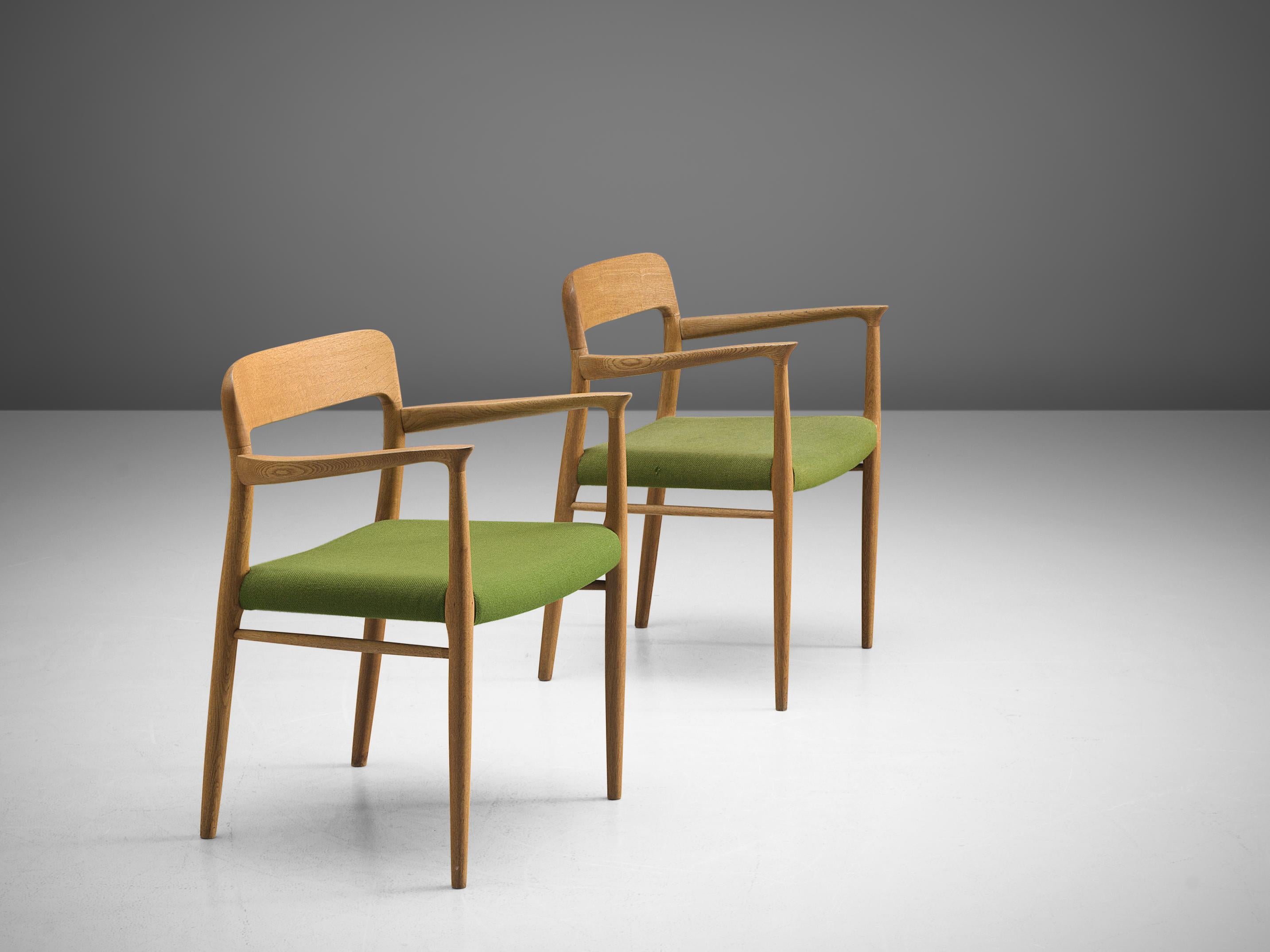 Pair of Niels O. Møller Armchair in Oak and Green Upholstery In Good Condition In Waalwijk, NL