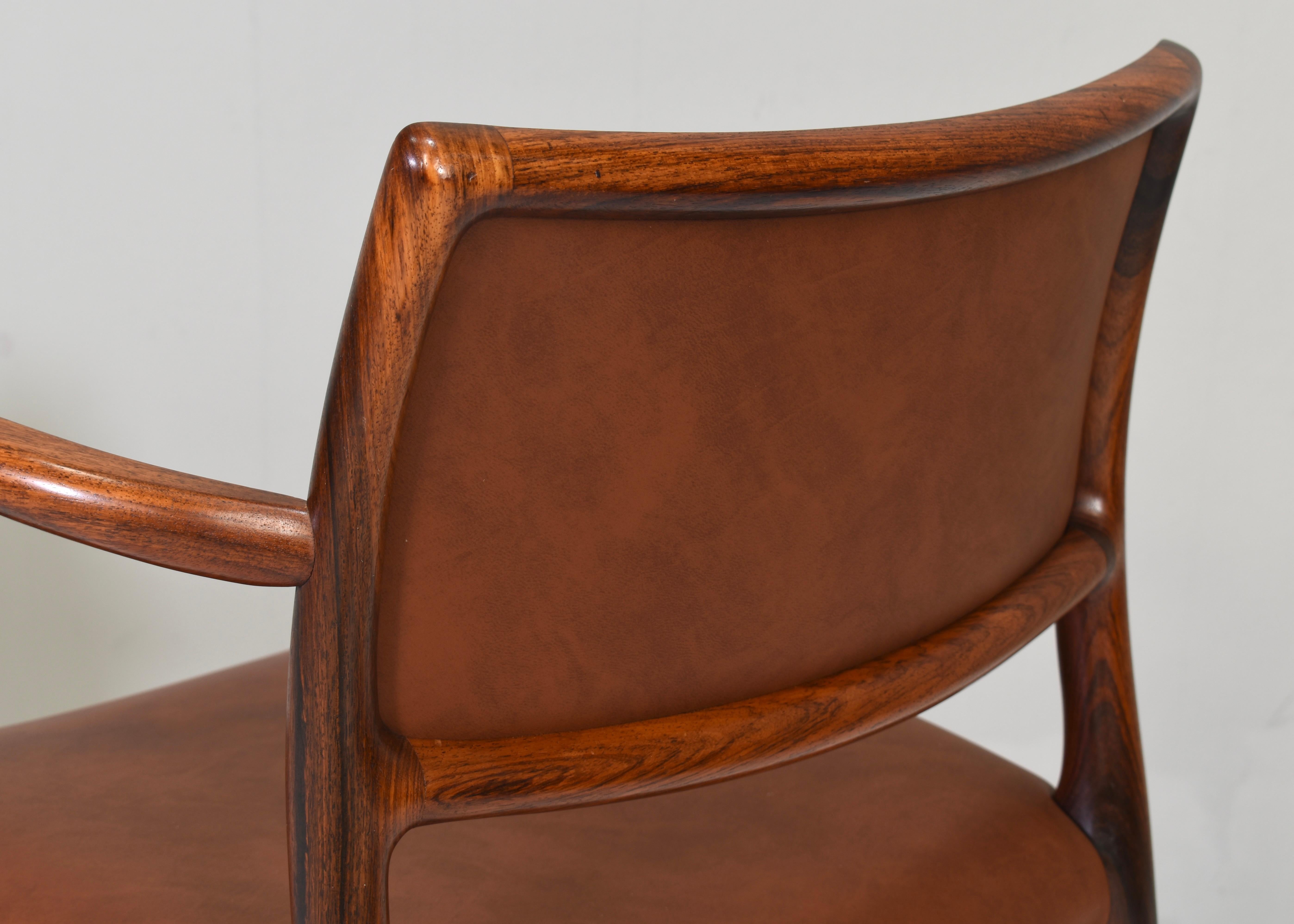 Paar Niels O. Møller Modell 65 Esszimmerstühle - Dänemark, 1968 im Angebot 4