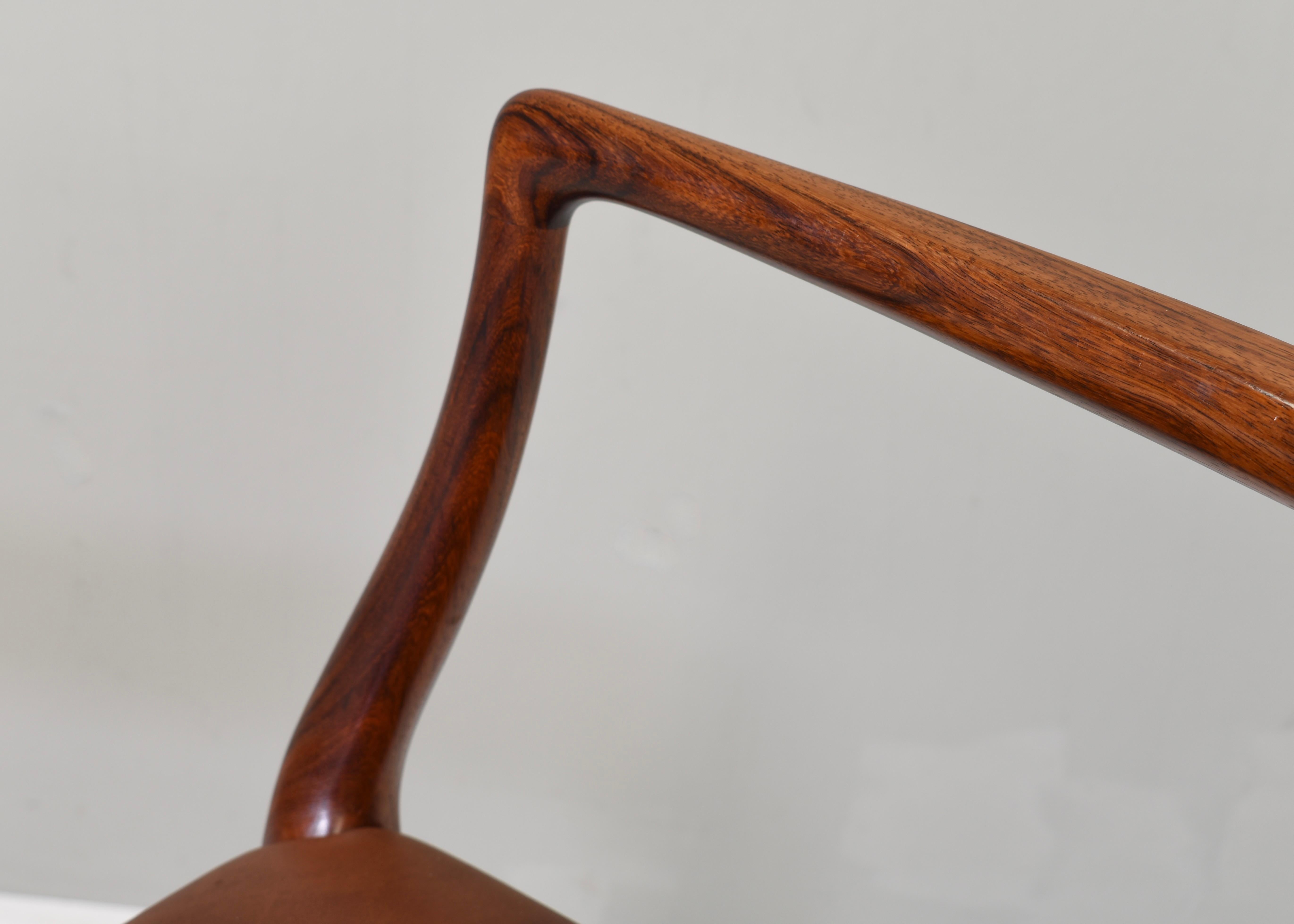 Paar Niels O. Møller Modell 65 Esszimmerstühle - Dänemark, 1968 im Angebot 5