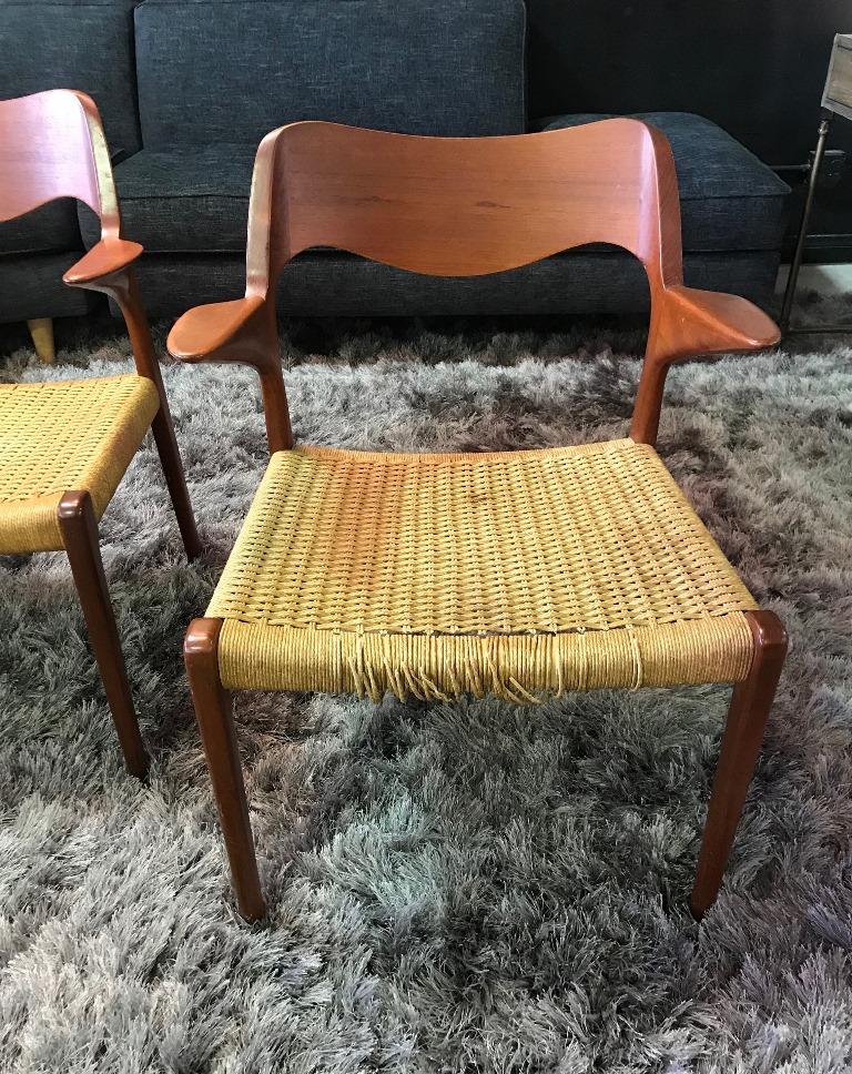 Niels Otto Moller Two Mid-Century Modern Danish Model 55 Armchairs In Good Condition In Studio City, CA