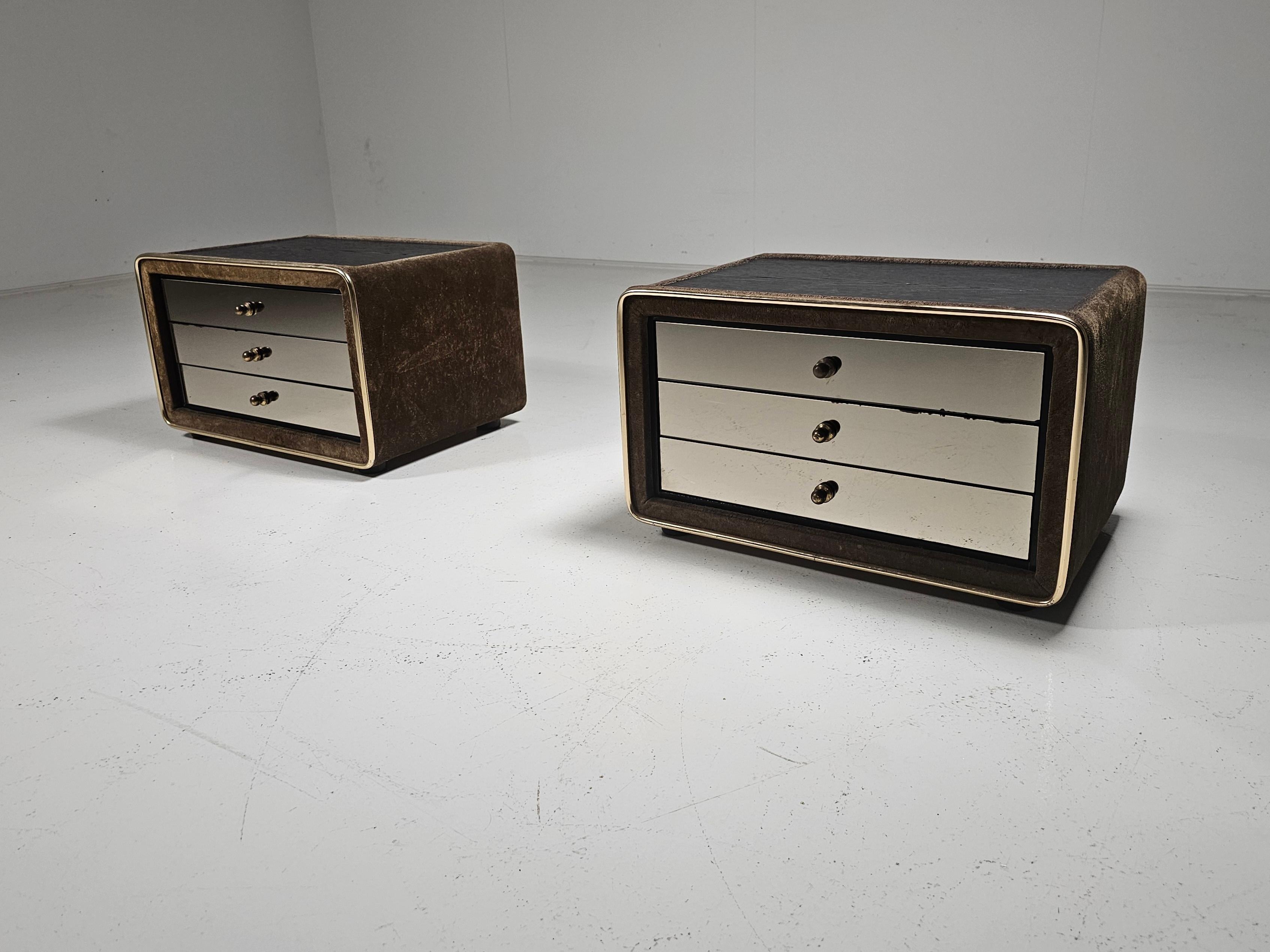 European Pair of night stands in brass and suede by RUF International, 1970s For Sale