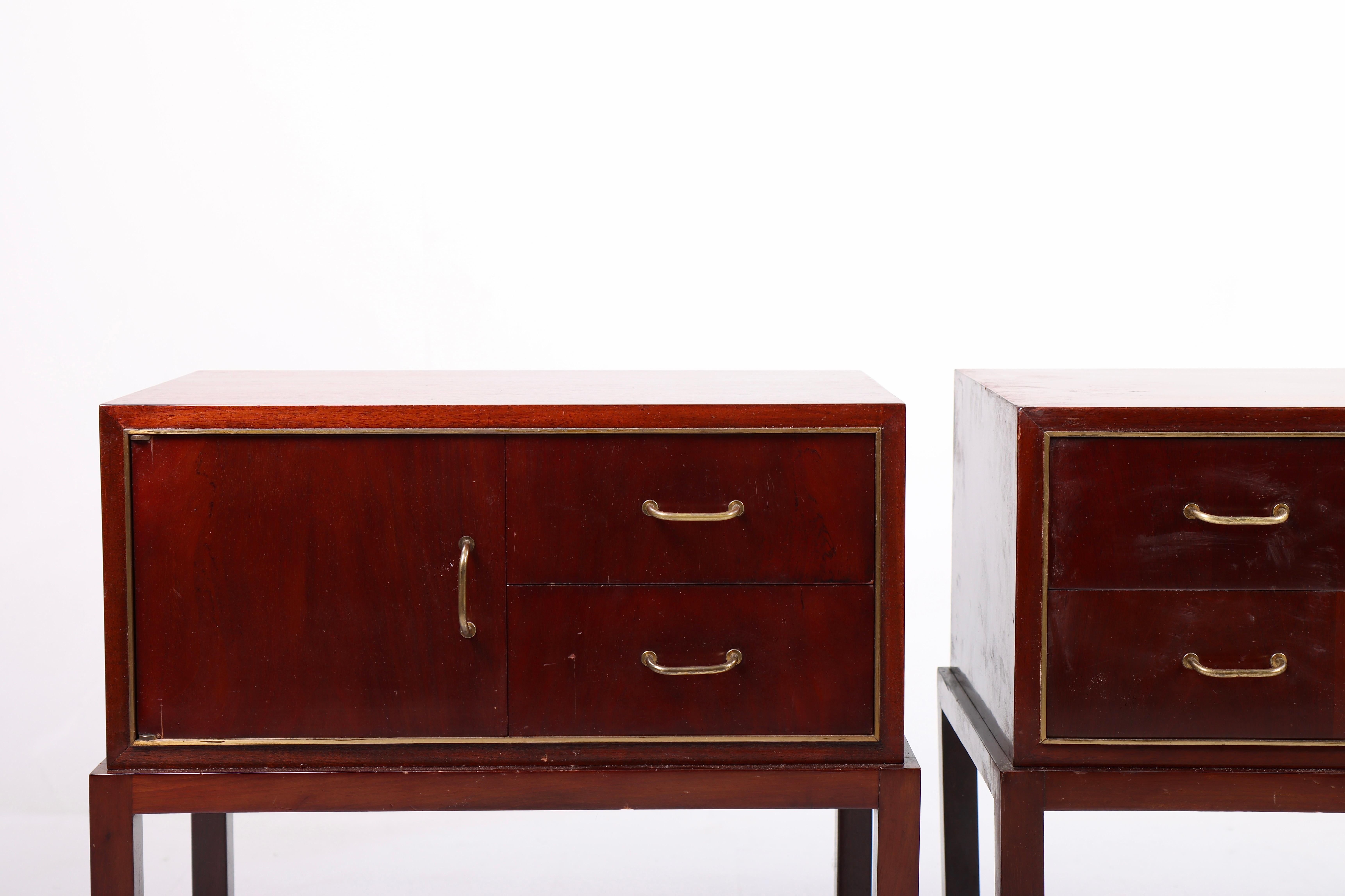 Scandinavian Modern Pair of Night Stands in Mahogany by Lysberg Hansen & Terp, 1950s