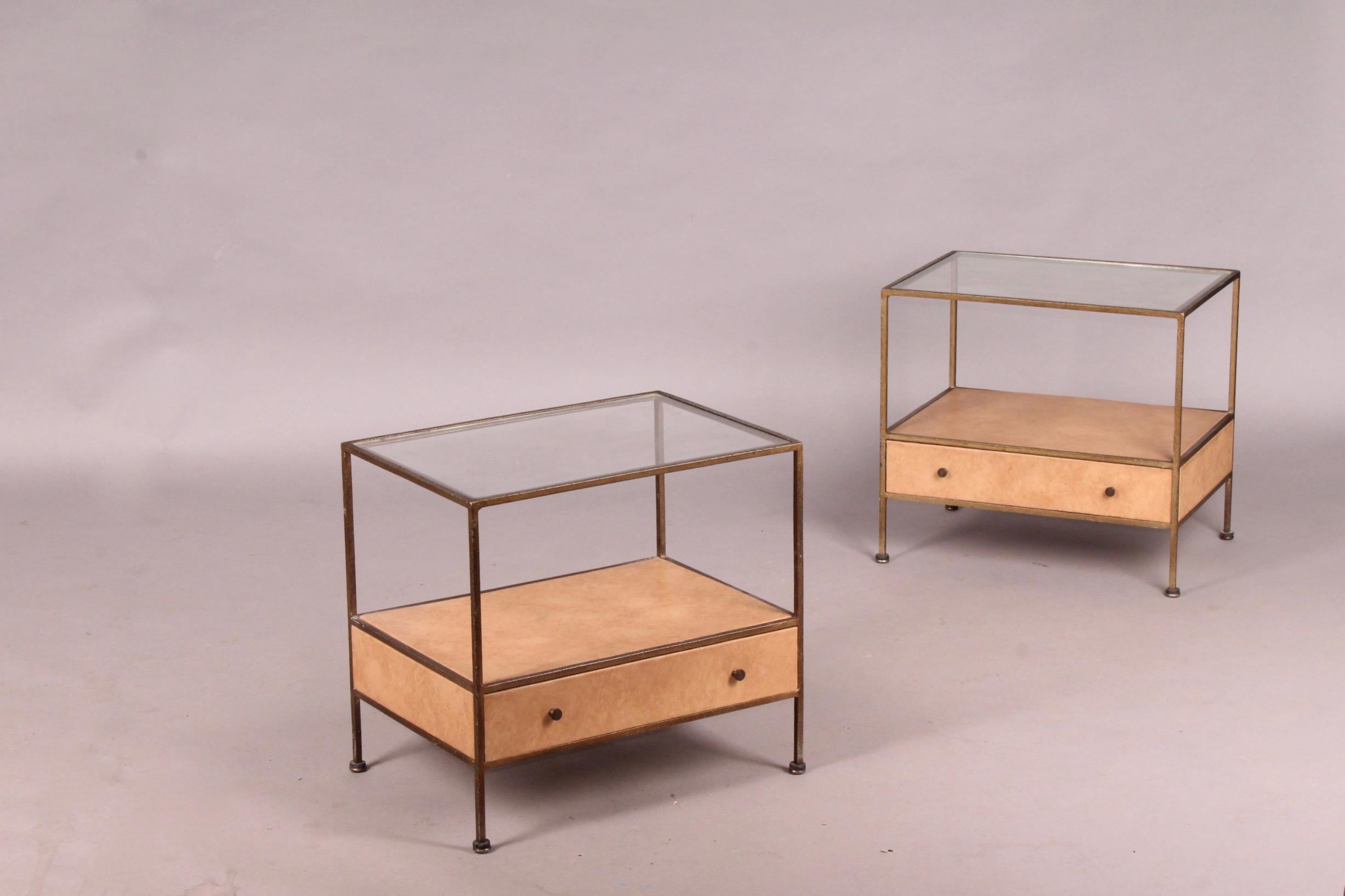 North American Pair of Nightstands in the Style of Paul McCobb