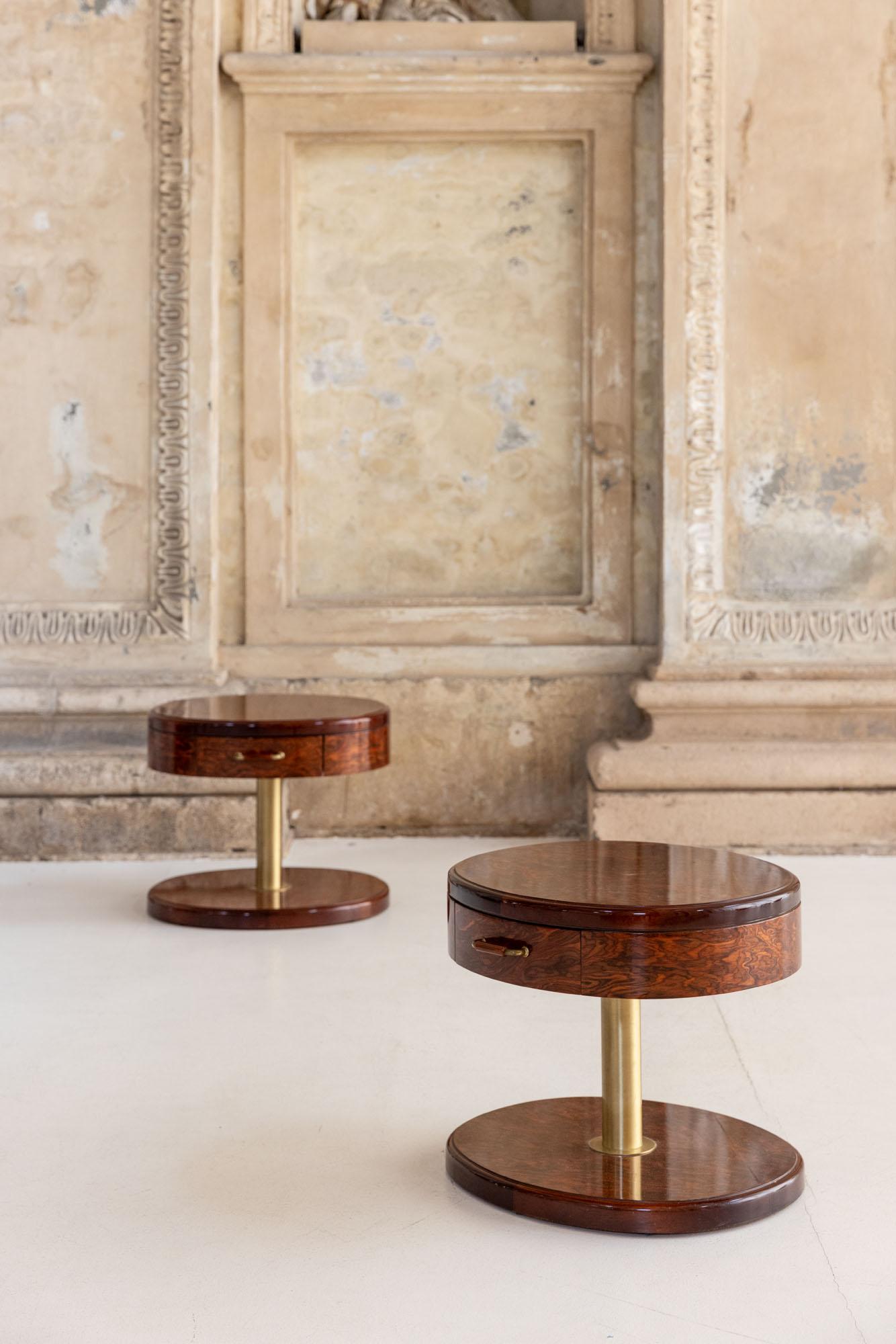 Stunning pair of night stand tables designed by Luciano Frigerio.
Original veneered wood structure with golden brass details 
Italy, 1970s